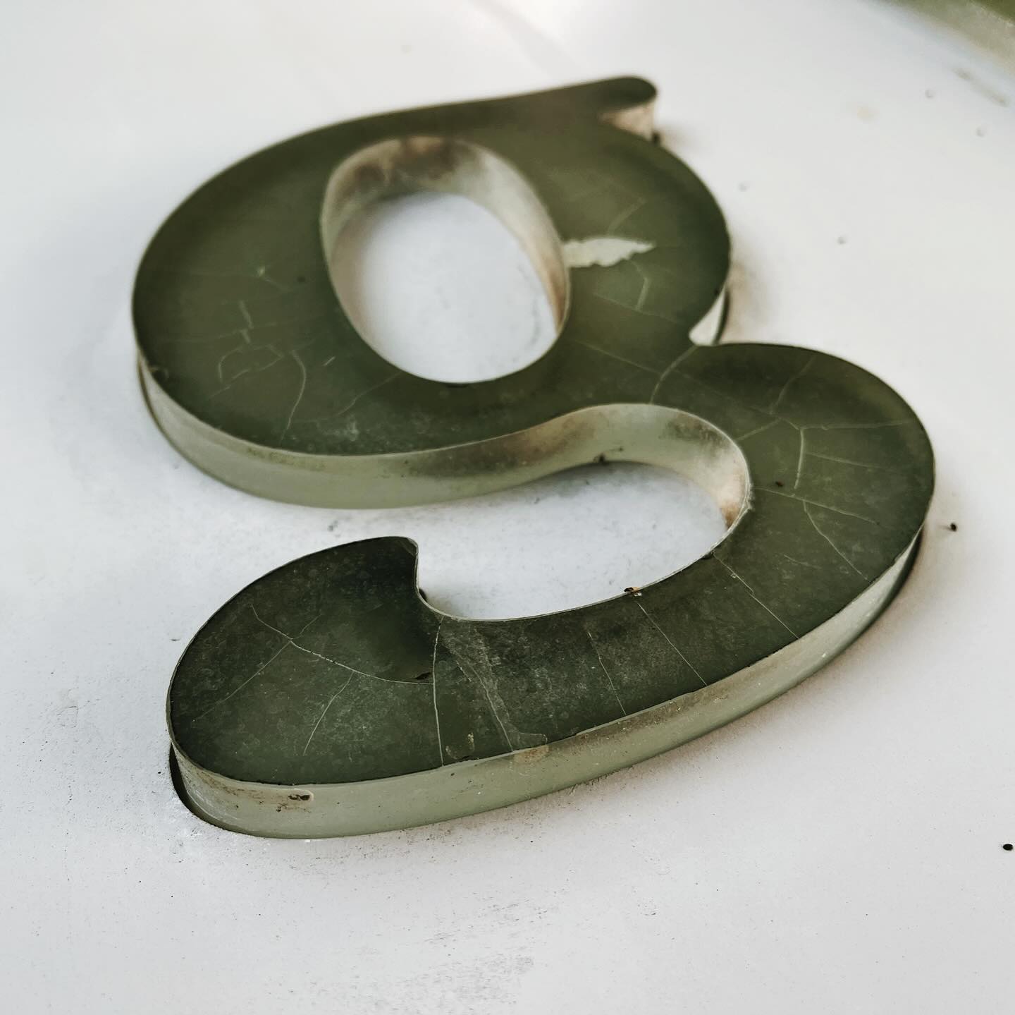 Before, during, and after photos of push-thru acrylic letters.
Although refurbishing signs can be tedious, I believe it’s still very worthwhile. In an era of extreme consumerism and waste, I take pride in extending the life of signs whenever I can. 🤓