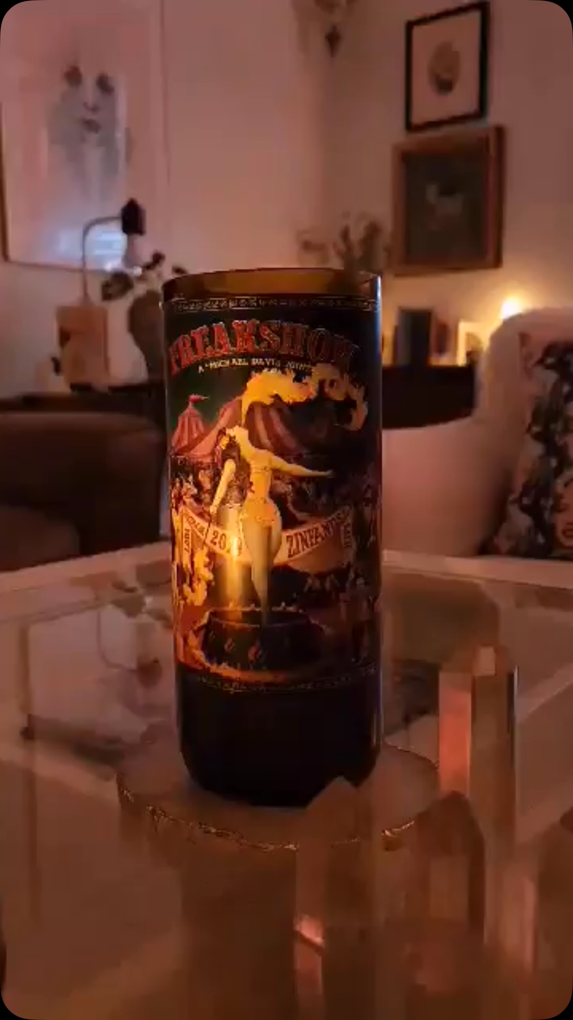 Every season is candle season people!
Hand poured clean soy wax candles for the win.
Choose from all our array of amazing scents, pure clean burning.
#candles #soycandles #soapandhonour #handmade #crystalcandles #candlesofinstagram #supportsmallbusiness
#supportlocal #soapandhonour #handmade #reels #crystalcandles #candlesofinstagram #supportsmallbusiness #nontoxic #manifest #raiseyourvibration #beeswax #cleanproducts #soapandhonour #essentialoils #gifts