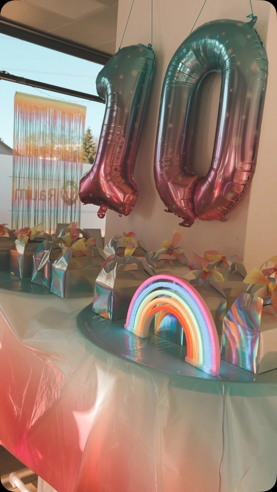 How about a rainbow art party with lots of surprises?
#artparty#kids#zürich#eventschweiz