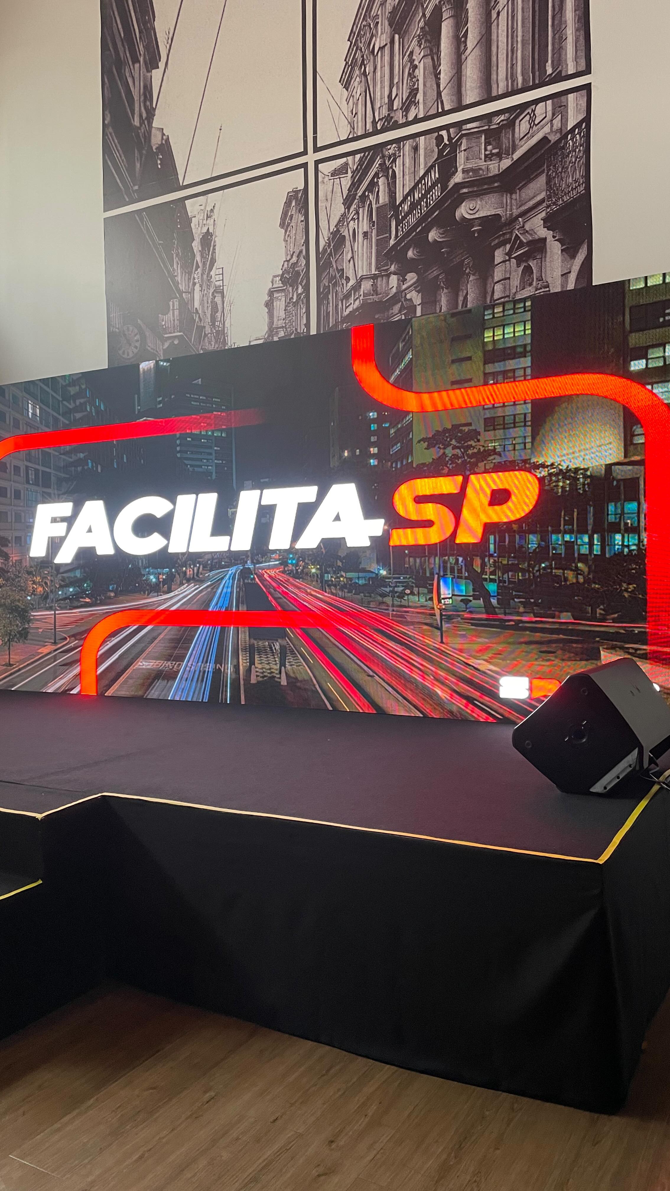 Evento corporativo realizado para JUCESP com infraestrutura completa de audiovisual @mdeventosproducoes
#paineldeled #sonorizaçãoparaeventos #eventocoorporativo #audiovisualparaempresas