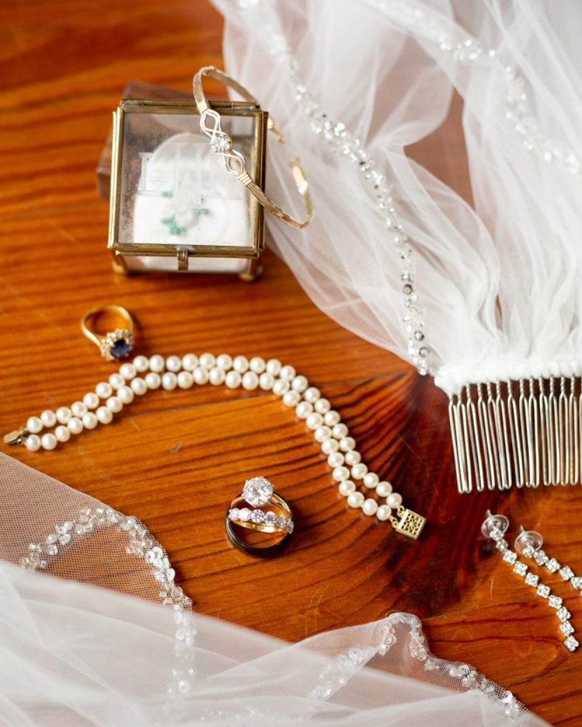 Let’s make your wedding dreams come true. Need someone to defend you from your drunk aunt? I got you. Need someone to take incredible authentic photos of your love? I DEFINITELY got you covered.