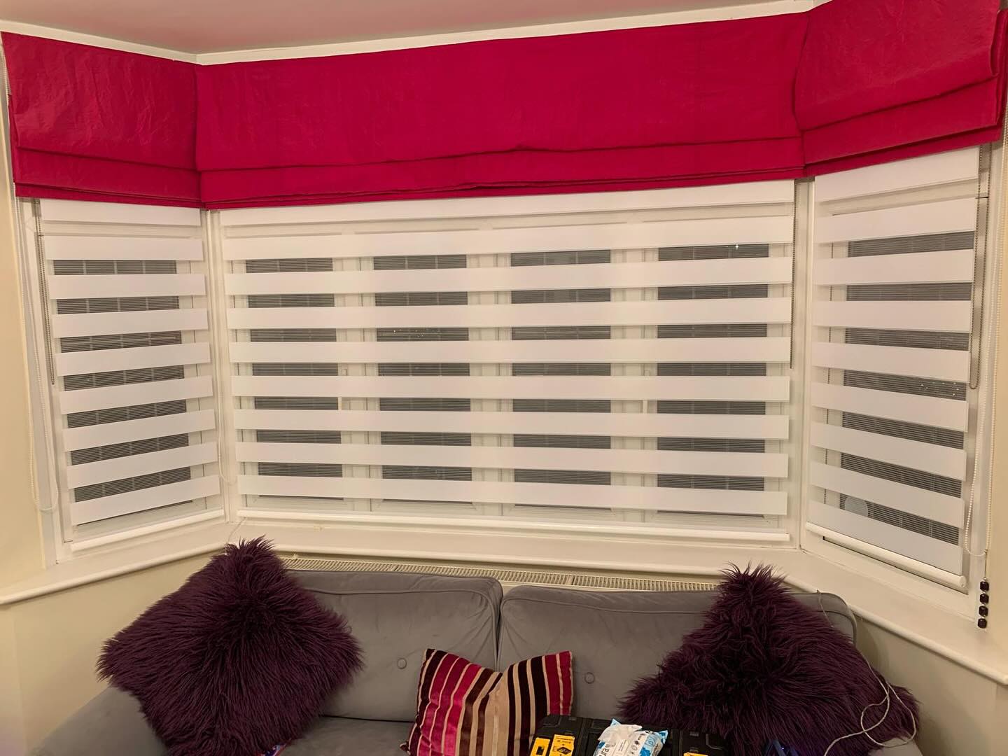 Experience the best of both worlds with Day and Night blinds! 🌞🌙 These versatile blinds allow you to easily switch between filtering soft daylight and blocking out the night, all while adding a sleek, modern touch to any room. Perfect for creating the ideal ambiance, no matter the time of day. ✨ #DayAndNightBlinds #HomeStyle #WindowTreatments #InteriorInspo #LightControl #VersatileDesign #modernliving