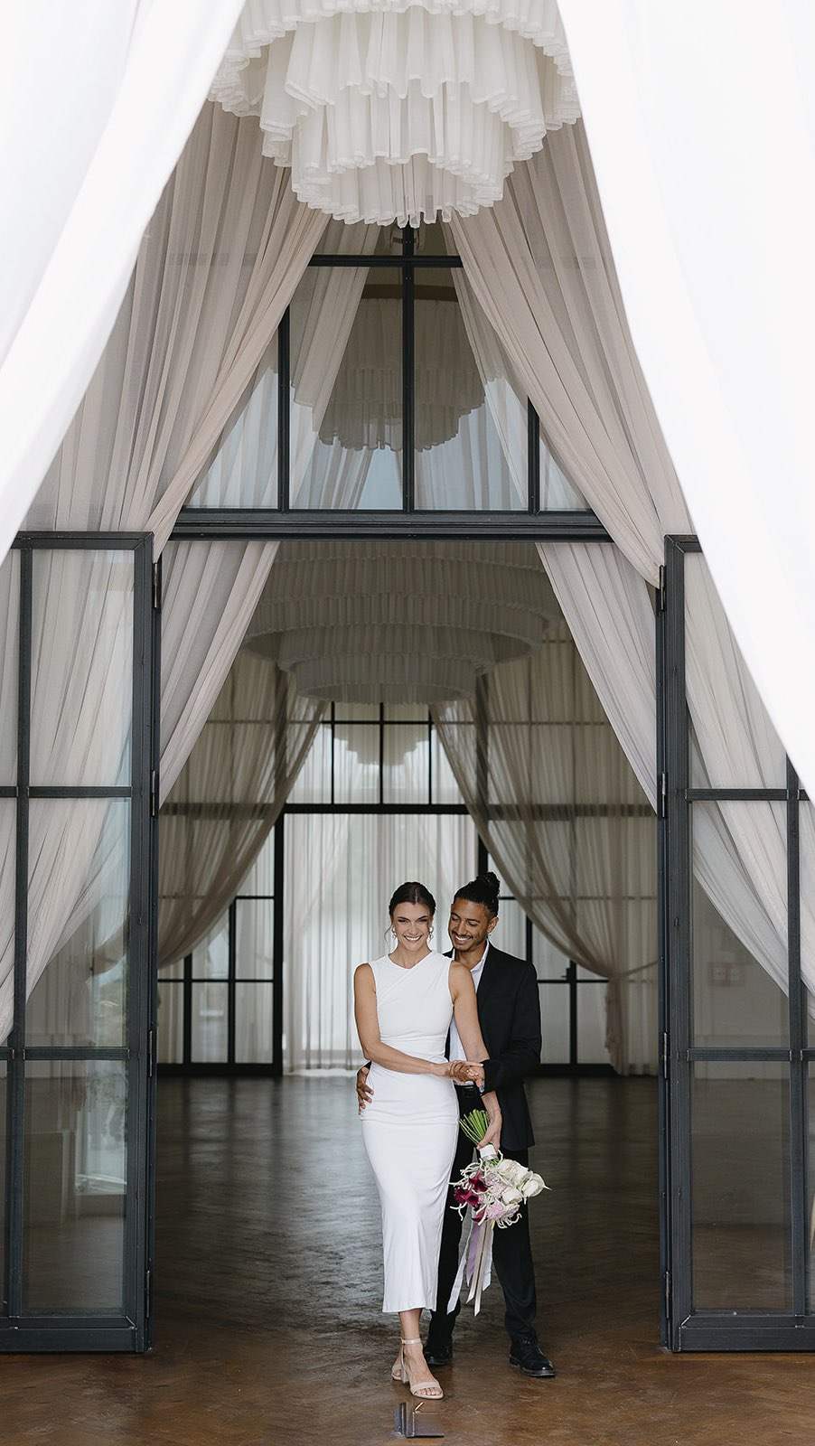 Ein letzter Post zu dem Elopement Shooting im Schloss Cobenzl.🤍
Dieses Kurzvideo zeigt so perfekt, wie die Fotos ausgenommen werden. Seid dabei möglichst entspannt und locker wie Greta und Jairo. Das wichtigste ist, dass ihr Freude habt und so natürliche Bewegungen wie nur möglich macht. Damit wirken eure Fotos ästhetisch und nicht gestellt.
#coupleshooting #cobenzl #locationvienna #weddingplanner #hochzeitsplanerin #weddingplannervienna #weddinglocation #weddinginspo #elopementvienna #newlyweds #weddingvienna #komplettplanung #teilplanung #zeremonienmeister #weddingdaycoordinator #luxuryweddingplanner #luxurywedding #exclusivewedding #elegancewedding #weddingdress #weddingmakeup #bridalmakeup
Weddingplanner @mariella.wedding
Photographie @sandyalonsophotography
Floristik @ulrikesieglkospach
Styling @_ayleensophie_
Location @rondellamcobenzl
Couple @greta_millovik & @jairomodel