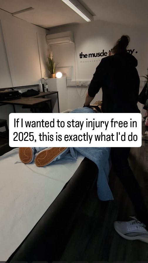 As a sports massage therapist, Iâve seen firsthand how small habits make a HUGE difference in staying injury-free and performing at your best. Here are my top 3 priorities for this year to keep training pain-free and on track:
1ď¸âŁ 5 Minutes of Daily Mobility:
A little goes a long way! Simple stretches, joint movements, or yoga flows help keep your body moving as it should, preventing stiffness and improving range of motion. Itâs a non-negotiable part of my day!
2ď¸âŁ High-Quality Recovery:
Hydration, good sleep, and balanced nutrition are key pillars of recovery. Your body repairs and strengthens itself during restâdonât skimp on it! Even small tweaks like drinking more water or prioritizing sleep can improve recovery.
3ď¸âŁ Regular Maintenance Massage Treatments:
Massage isnât just for when youâre in pain! Itâs an amazing tool for recovery, addressing muscle tightness before it turns into an issue, and keeping your body in peak condition.
đĄ Remember, injury prevention is about consistency, not perfection. Whatâs one habit youâre prioritizing to keep your body moving pain-free this year?
đ
Ready to add massage to your routine? DM me to book your session and start the year strong! đŞ