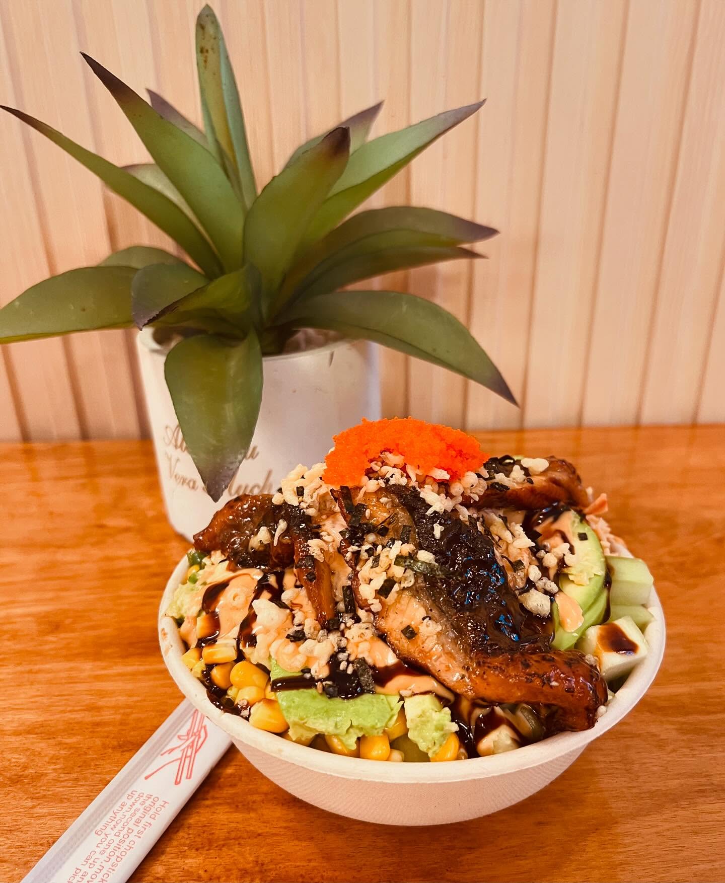Sun is up, Samurai out! Ask thou self, are you the chosen one to conquer our best Poke Bowl "True Samurai"?
Share and ๐ท๏ธ us in the comment to receive 20% on your next visit!!!
#springhilltn #franklintn #brentwoodtn #williamsonsquare #poke#nashville_tn #eatlocal #bubbletea #thursday
