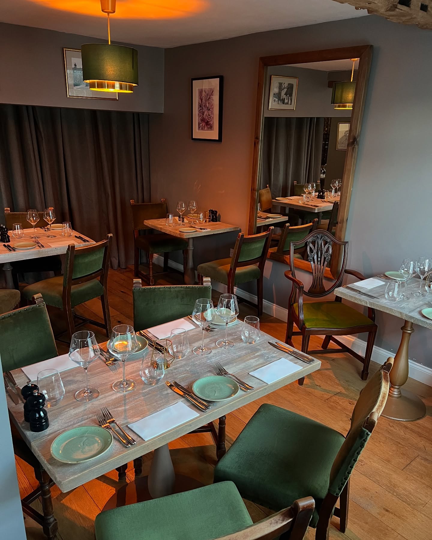 Happy New Year! 🪩
2024 was a big year for us so we are sad to have said goodbye but we are excited for what 2025 will bring.
We are now open Wednesday to Saturday 6pm - 10pm
Swipe to see our Burns Night menu
available on the 25th of January ➡️
Bookings being taken online. Please state in booking notes you would like burns night menu. We require at least 24 hours notice.
Here’s to happy & healthy 2025 🍐🫒
#restaurant #cambridge #village #hildersham #newyear #newmenu #january #burnsnight #food #chef #smallbusiness