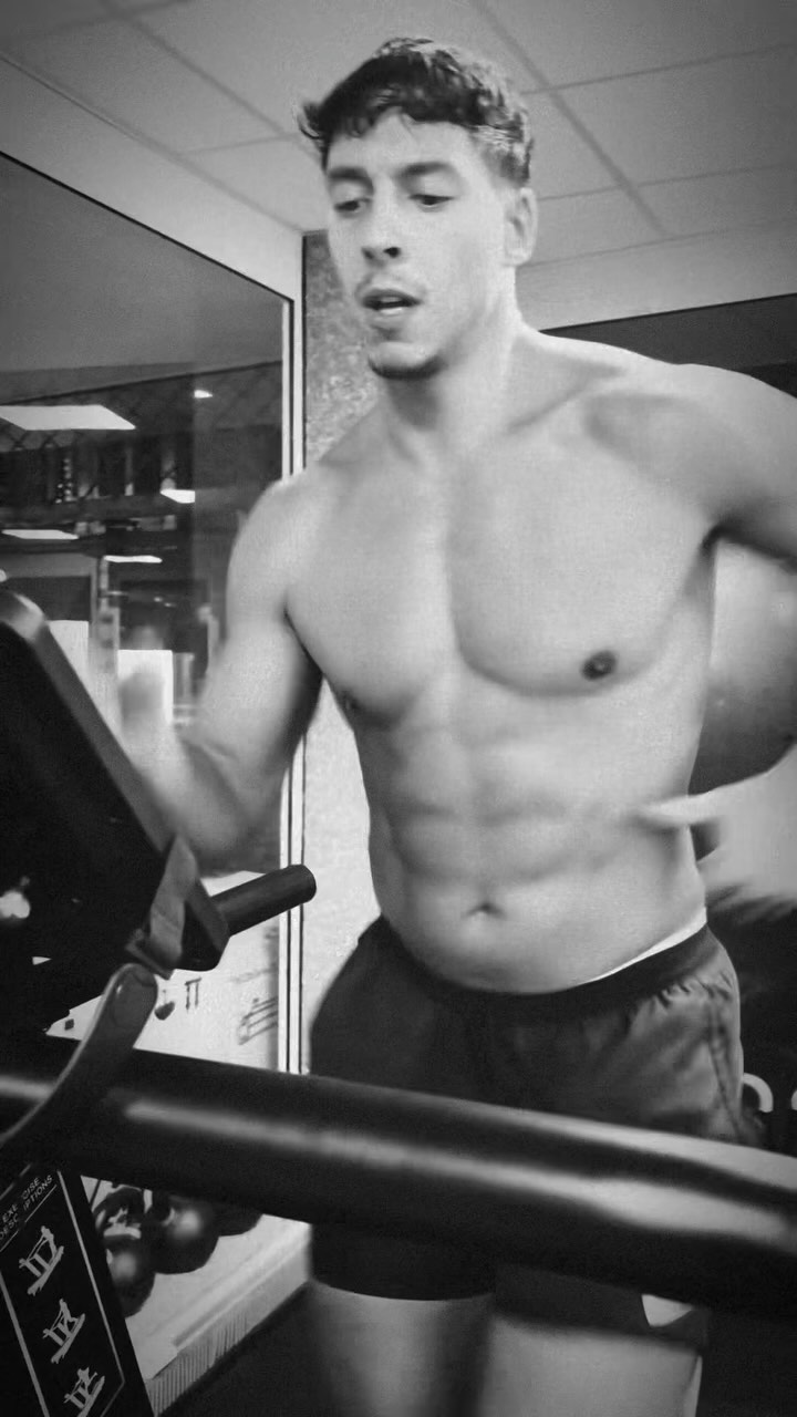 POWER ENDURANCE WORKOUT 💣
#bremen #workout #fitness #fitnessmotivation #functionalfitness #performance #athlete #athletics #wod #bremenviertel