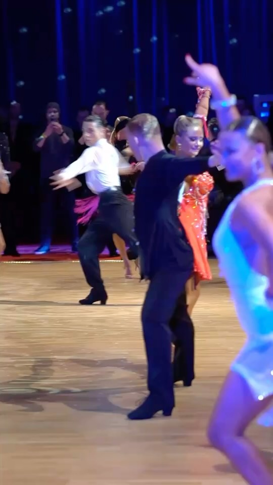 Less then one month left to enter!
We look forward seeing you soon!
#swedishopendance #svenskadanssportförbundet #swedishdanceleague #latindance#ballroom @standard_latin_tiodans_dsf @svenskadanssportforbundet @sdldancers @valentina_lundin_ @dansstudiomagic @gustaf