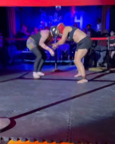 Ijole! What a fun night!
@maggieheide and I entered the queer fight night event with our Luch Libre masks and really got into it with some fun moves!
A big shoutout to my friends for staying up late to watch us silly queers have a good time and get a little hurt (mostly me)!
#queerathlete #queergym #transathlete #transjoy