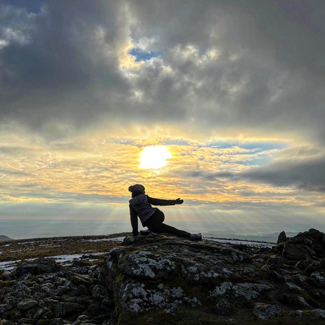 There are still spaces in the January extended class 10am Sunday 26th, let me know if you would like to join us.
I am away the first week in February, so no classes that week, everything back to normal 11th February.
All classes running normally for the whole of January
🙂
.
.
#plymflowyoga #yoga #yogapractice #flowyoga #vinyasa #vinyasaflow #yogaclass #plymstock #plymouth #yealmpton #yealmptoncommunitycentre #brixtondevon #southhams #devon #dartmoor #winterwalks
