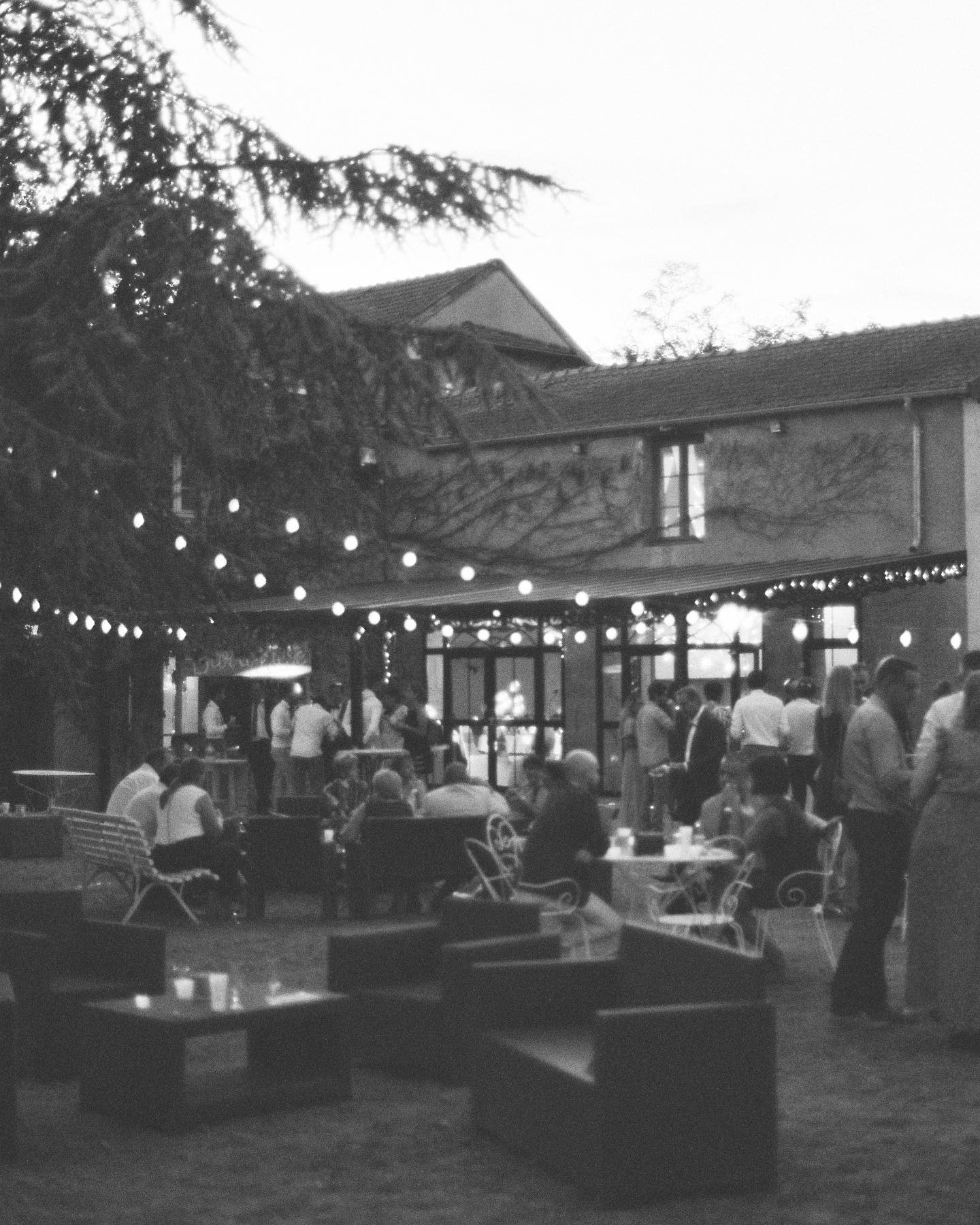 Manon + Anthony / bride´s getting ready
.
Venue: @chateaudematel
Catering: Demont traiteur
Flowers: Ikebana
Bride’s dress: @eglantine_mariages_ceremonies
Bride’s shooes: @tommyhilfiger
Bride’s hair: @lyly_julia_
Bride’s MUA: @chlouiiiiii
Groom’s suit/shoes: @histoiredhommeroanne
Rings: Créations Eric Laurent
Rental car: @bargeautomobiles
.
#photographemariageroanne
#photographemariagelyon
#photographerhonealpes
#photographebeaujolais
#mariagelyon
#mariageroanne
#lyon
#roanne
#futuremariee
#mariee
#mariee2023
#photographeargentique
#filmphotography
#mariage2023
#mariageprovence
#weddingplanner
#weddingplannerlyon
#weddinginspiration
#weddingphotographer
#wedding
#lyonwedding
#bridetobe
#madewithkodak #trix400
