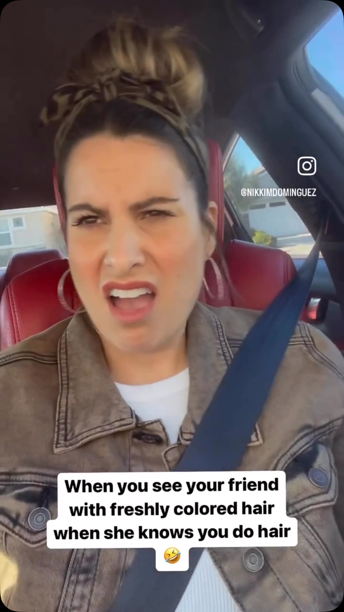 When you see your bestie strutting out with a new hair color and think, ‘Girl, you know better than this! You could’ve had the real deal done by yours truly!’ 😂✂️ LOL….
#HairstylistHumor #WhatWasSheThinking #nikkimdominguez #brentwoodhairstylist #brentwoodca #lowmaintenancehair #brentwoodsalon #hbcollectivesalon #hairstylist #livedinhair #blonding #oakleyhair