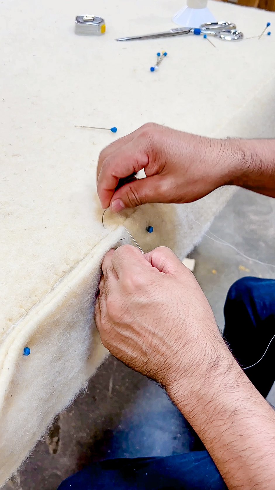 Hand stitching is where true luxury begins. 🧵✨
Each piece of furniture is carefully crafted, one stitch at a time, by our skilled artisans. This meticulous process ensures unmatched quality, precision, and timeless elegance.
Because luxury is in the details.
•
#ecobalanza #handmadefurniture #sustainablefurniture #ecofriendly #organic #oneofakind #handmade #chemicalfreehome #chemicalfree #climatechange #ecoconscious #sustainable #artisan #handcrafted #nontoxic #design #organicfurniture #custom #customfurniture #ecofriendlyproducts #nontoxicfurniture #artisanfurniture #nontoxicliving #sofa #chair #armchair #stitching #handstitching