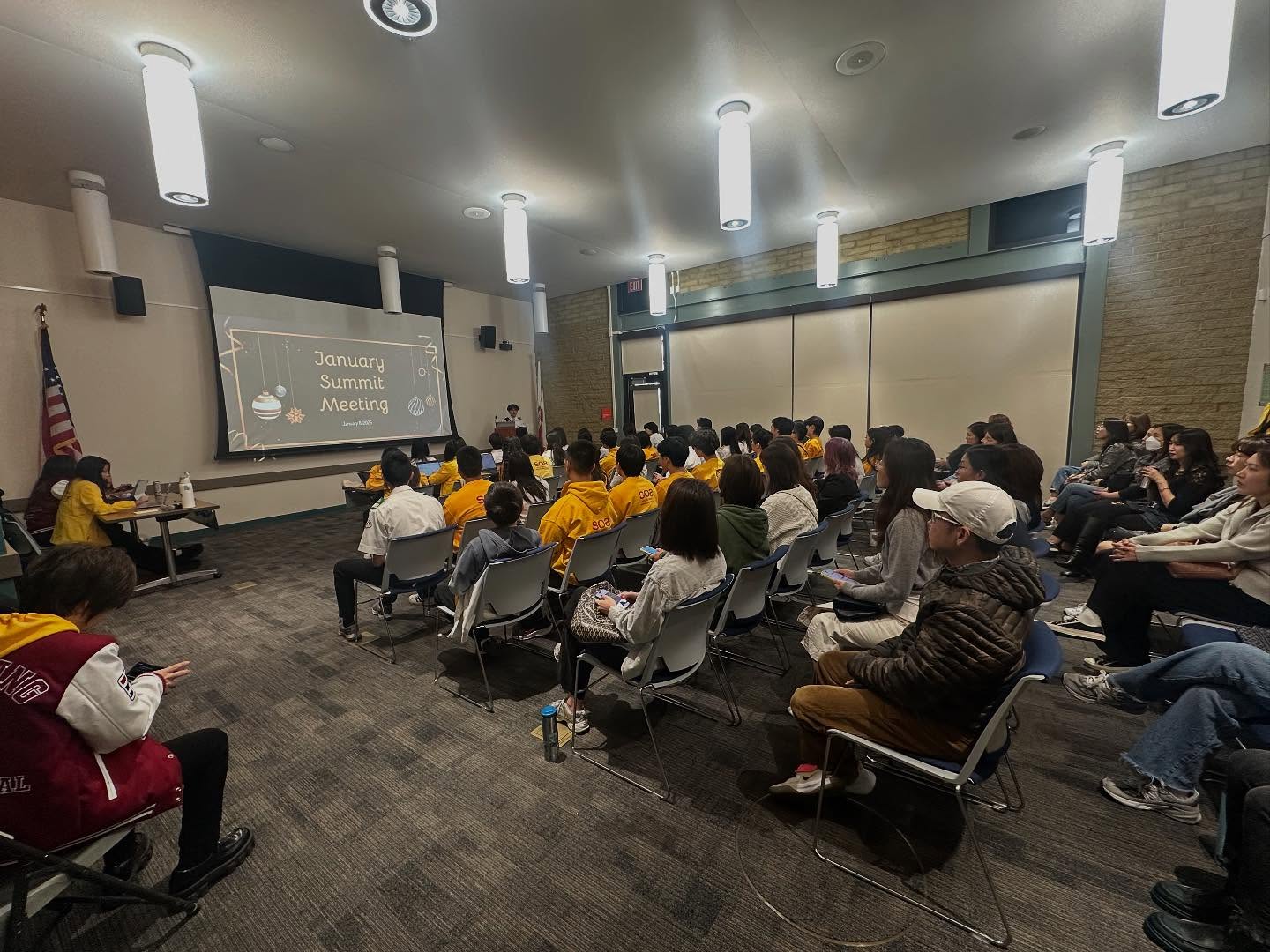 ‼️📣January Summit Meeting
As a fresh new start in the new year of 2025, our January Summit Meeting overviwed our past events, future events, as well as a stronger committee approach.
The LA and OC chapters reviewed their past chapter activities and introduced new members that joined their chapter. Great job everyone!
Our committee president organized all old and new committees to present to our members. Members are able to choose the committee of their academic interest and expand their knowledge in that subject.
Thank you to all our members joining our Summit Meeting. Let's have a strong start in 2025! 🥳