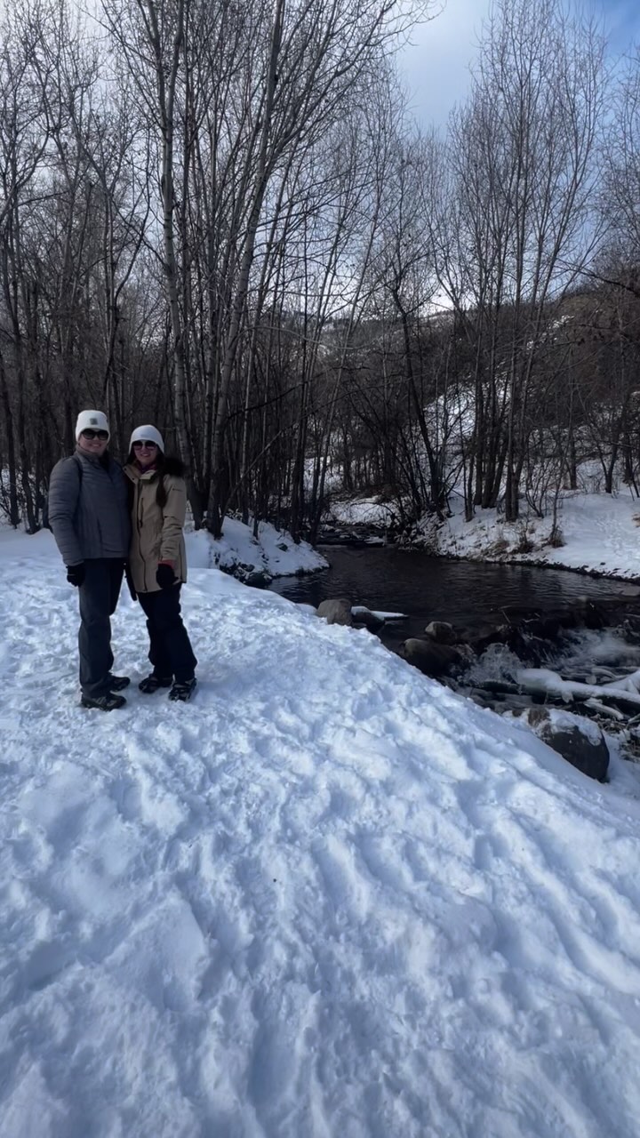 What a gorgeous day to get above the inversion with some amazing women! This is exactly why we want to take care of our bodies…. So that we can enjoy our lives and be ready to do something fun!
•
•
•
•
•
•
#healthylifestyle #getoutside #beautifulearth #utah #eattolive #healthishappiness #nutrtioncoach