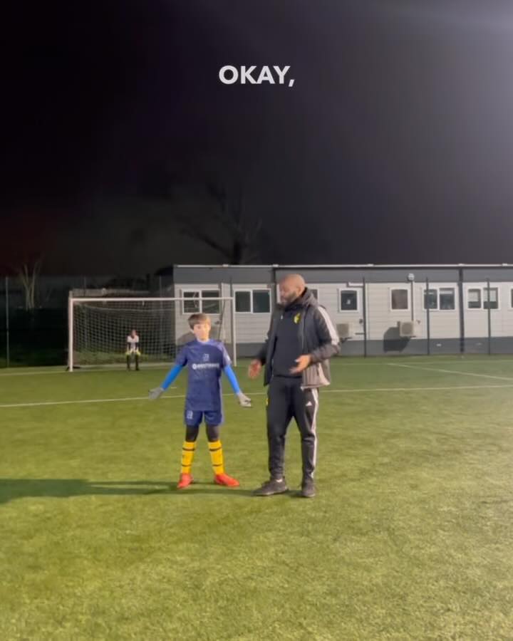 Coach Adam working with the U11s on body positioning to switch play effectively. #AFCL