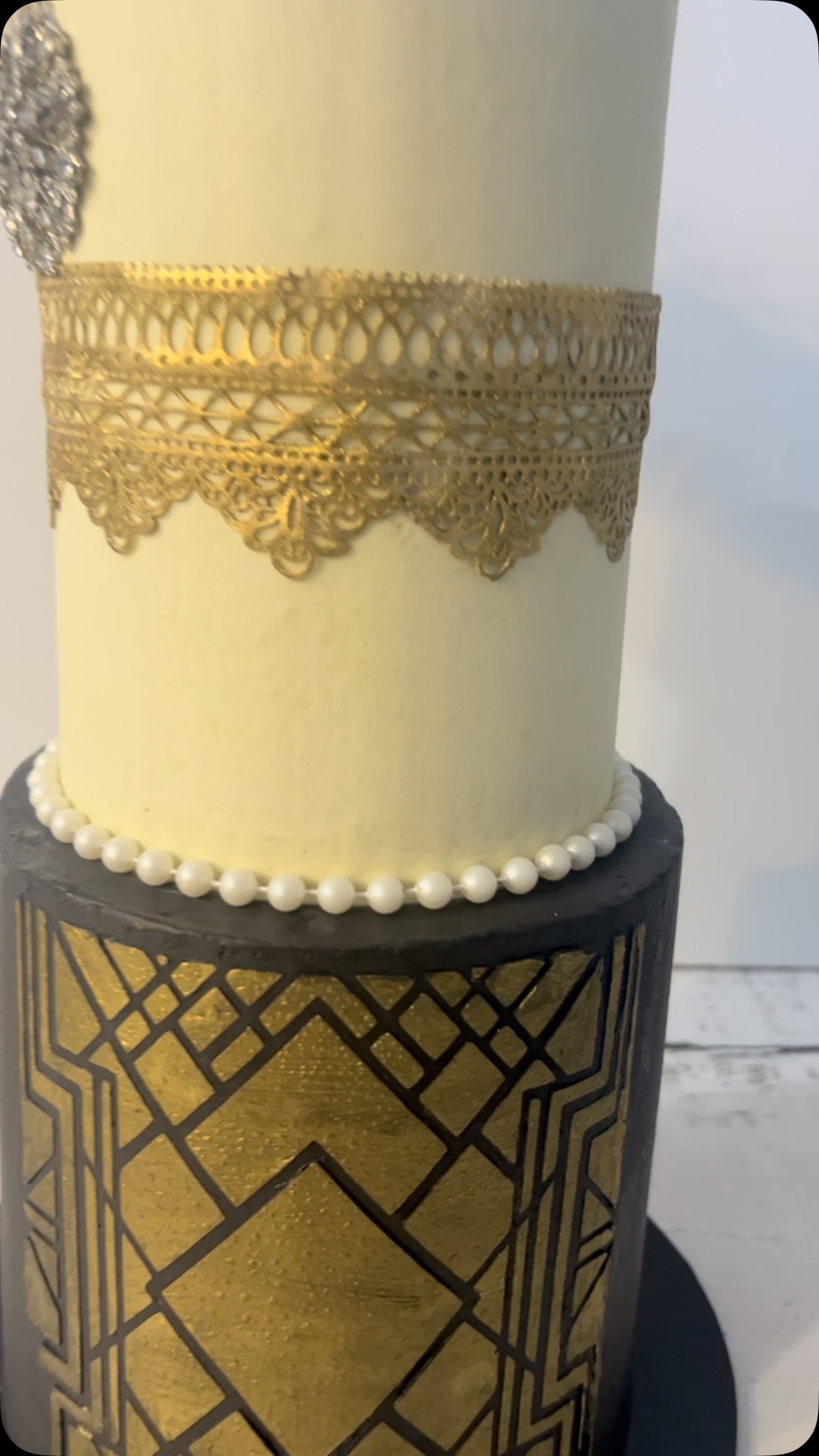 Great Gatsby ๐
#cake #gatsby #cake #cakecakecake #cakeporn #cakelover #cakestyle #cakeinspiration #buttercream #birthdaycake #cakesofinstagram #cakedecorating