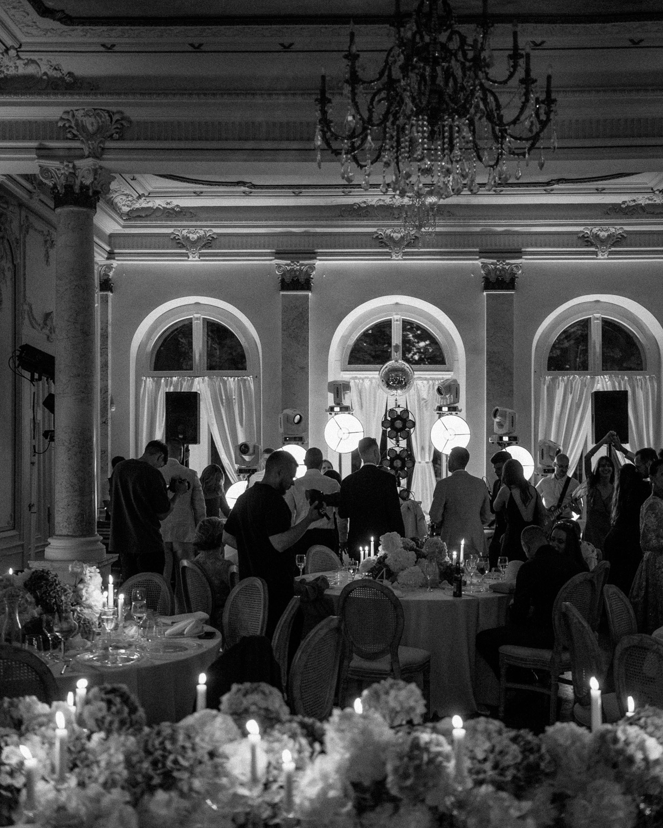 Vienos įsimintiniausių sezono vestuvių, kurias Domantė ir Justas suplanavo patys 🙌🏻
Suknelė: @rimgailaite_costume
MUAH: @elvira_shmeleva_
Vieta: @vila_genowefa