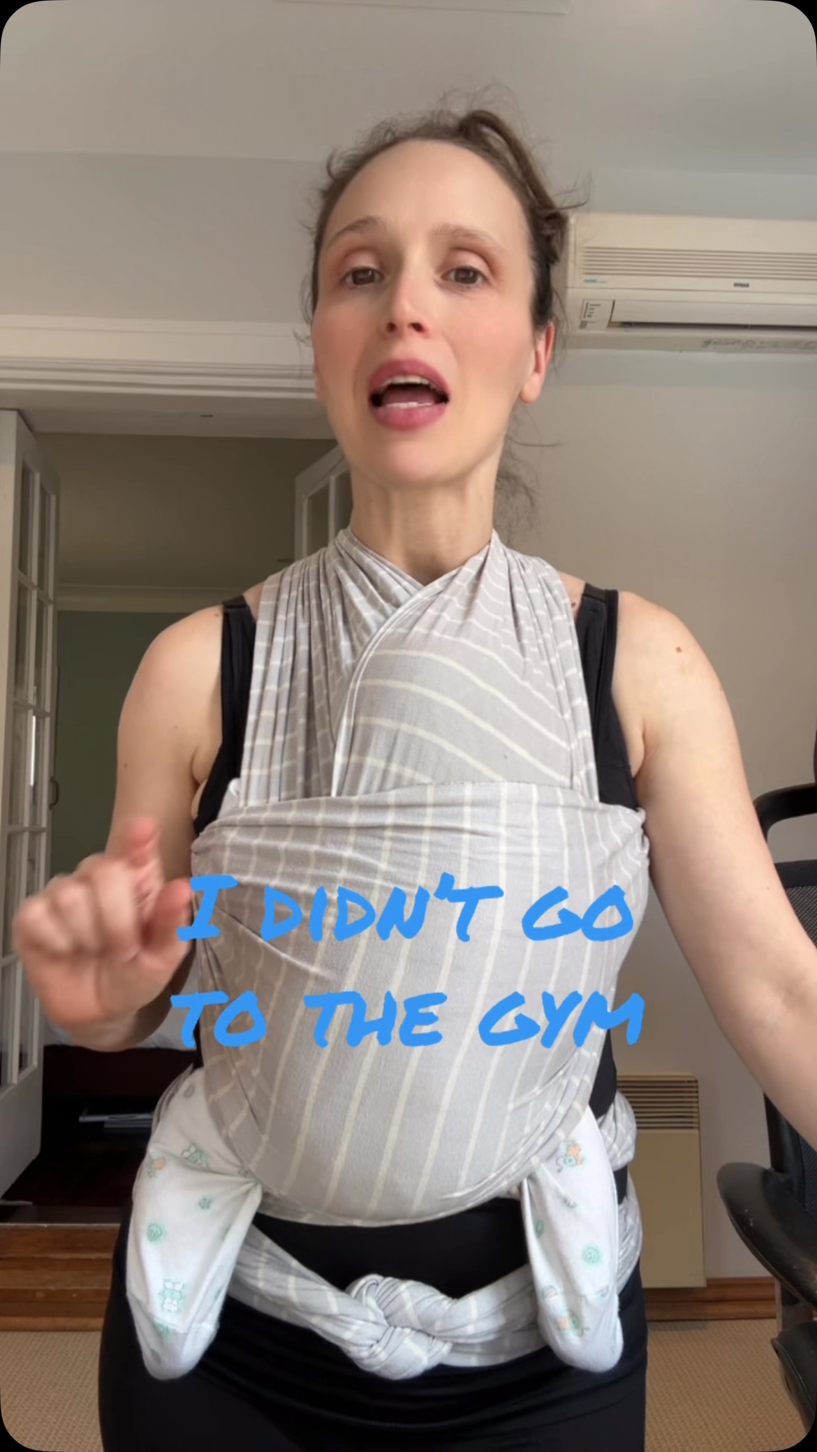 I didn’t go to the gym, and that’s ok! I had a plan, I was going to go right back to the gym post partum. And…. Things did not go as I expected. This is my third child, and I probably should have known better, but “shit happens”. And I’m going to roll with it. Ill get there eventually and I’ll keep you all posted🤪
#postpartum #postpartumjourney #postpartumrecoveryjourney #postpartumexercise #bekindtoyourself #shithappens #doctormom #postpartumhealth #gp #yourlifestyledoctors #your_lifestyle_doctors #lifestylemedicine