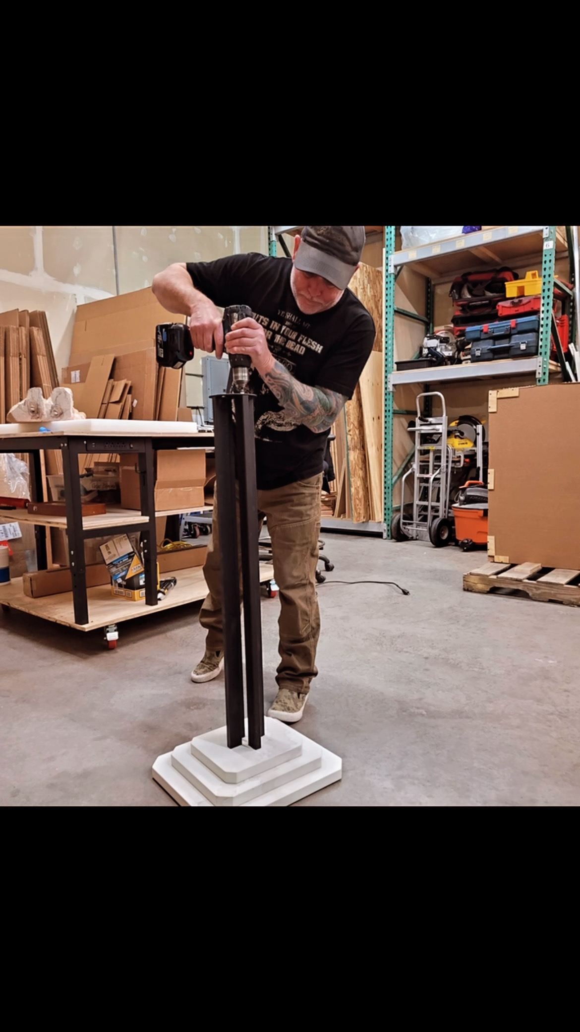 Did you know we do custom fabrications for your art? We made pedestals for these sculptures. Very excited about how they turned out and the client was over the moon.
Click the link in bio to book your professional art installation or fabrication
.
.
.
.
.
.
.
.
.
.
#denverart #denverartists #denverartist #denverartscene #denverartdistrict
#denverdesigner #denverdesign #interiordesign #coloradodesign #denverdesign #interiordesigner #art #decor