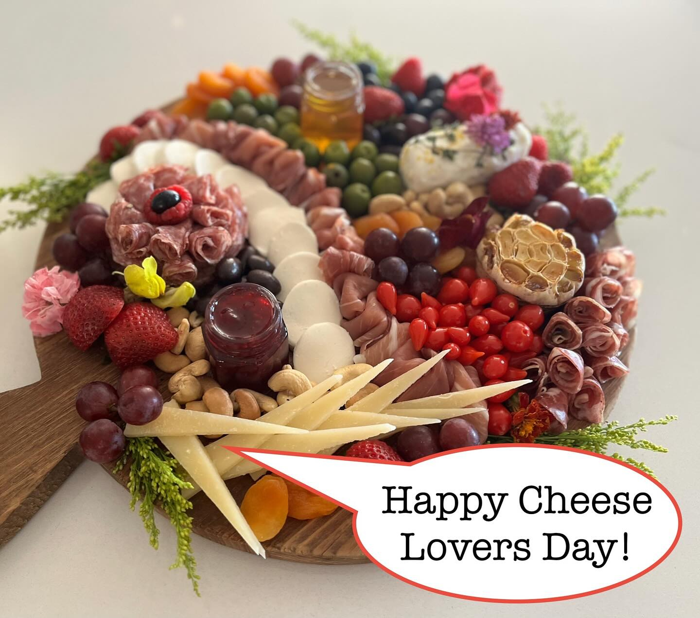 #cheeseloversday
#mangiamo
#charcuterie #charcuterieboard #grazingboard #grazingtable #grazing #graze #salumeria #austin #salume #italian #charcuterietable #formaggio #cheese #glutenfree #keto #paleo #foodporn #grazingboxes #foodie #antipasto #antipasti #atx #atxfoodie #austincharcuterie #italianfood #grazingboards #atxfood #latavolatx