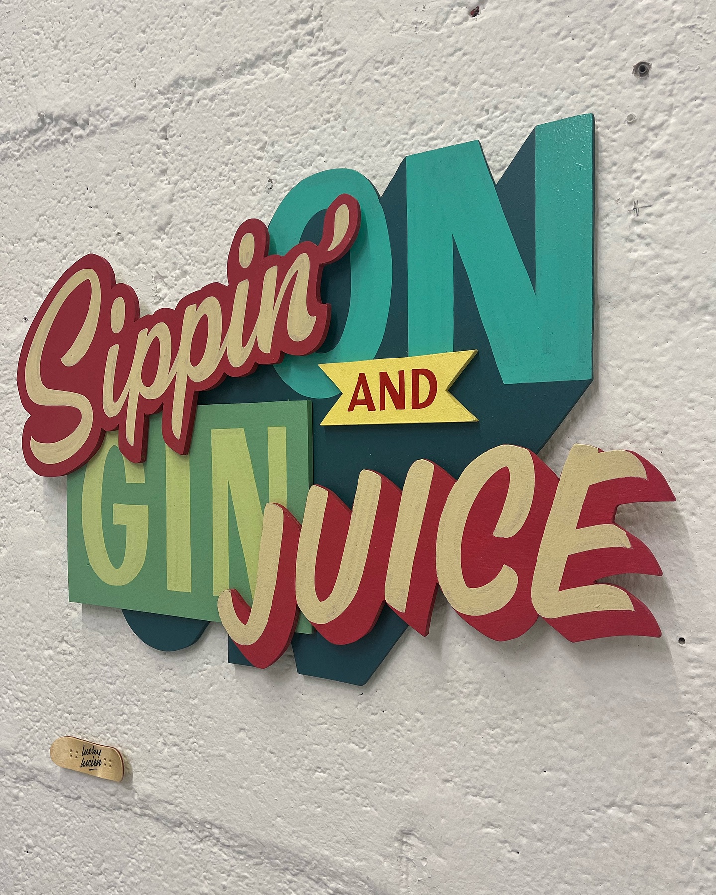 All Colors Are Beautiful 🌈
Un peu de couleurs pour cette petite sélection !
#peintalamain #peintreenlettres #alwayshandpaint #signpaint #signpainting #handpainting #lettering #handlettered #handlettering #practice #montpellier #occitanie #luckylucien