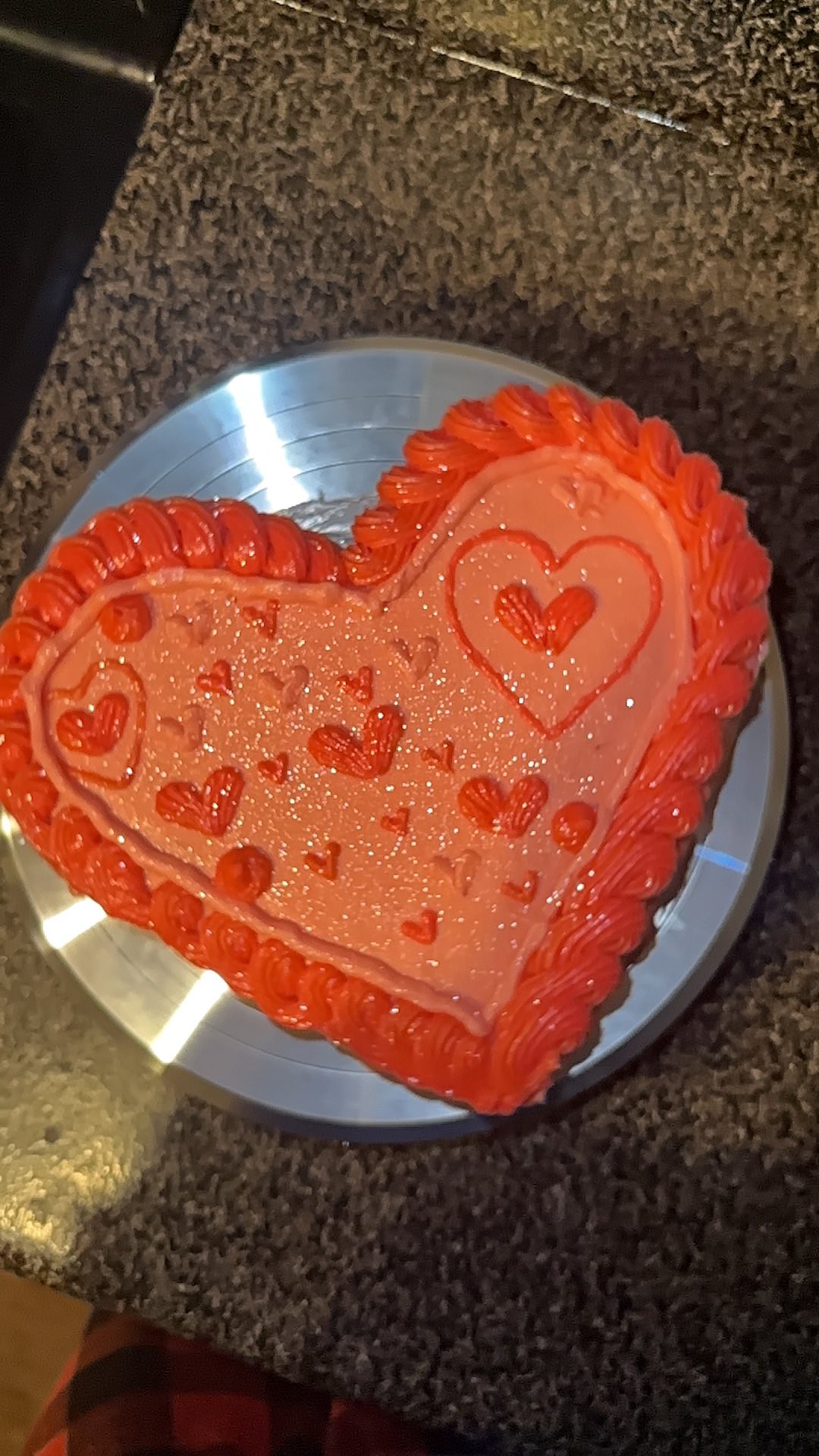 Heart Shaped & Strawberry Filled 😉🩷
A little something special for your someone special 😌
DM 📩 me to place your order today!! 🫶🏽
Place your orders with at least 2-3 weeks notice
•
•
•
•
•
•
•
#BakedGoods#HomeMade#SoftCookies#ForYou#fyp#packagedorders#trending#SupportSmallBusinesses#cookies#Fresh#DallasTexas#TexasPastries#CustomOrders#MustTry#Baker#Barkernearme#buttercream#frosting#filling#filled#partnershipsopen#cake#Birthdaycake#Oreo#hershey#selftaught#Baker#events#explorer#explorerpage#cupcakes