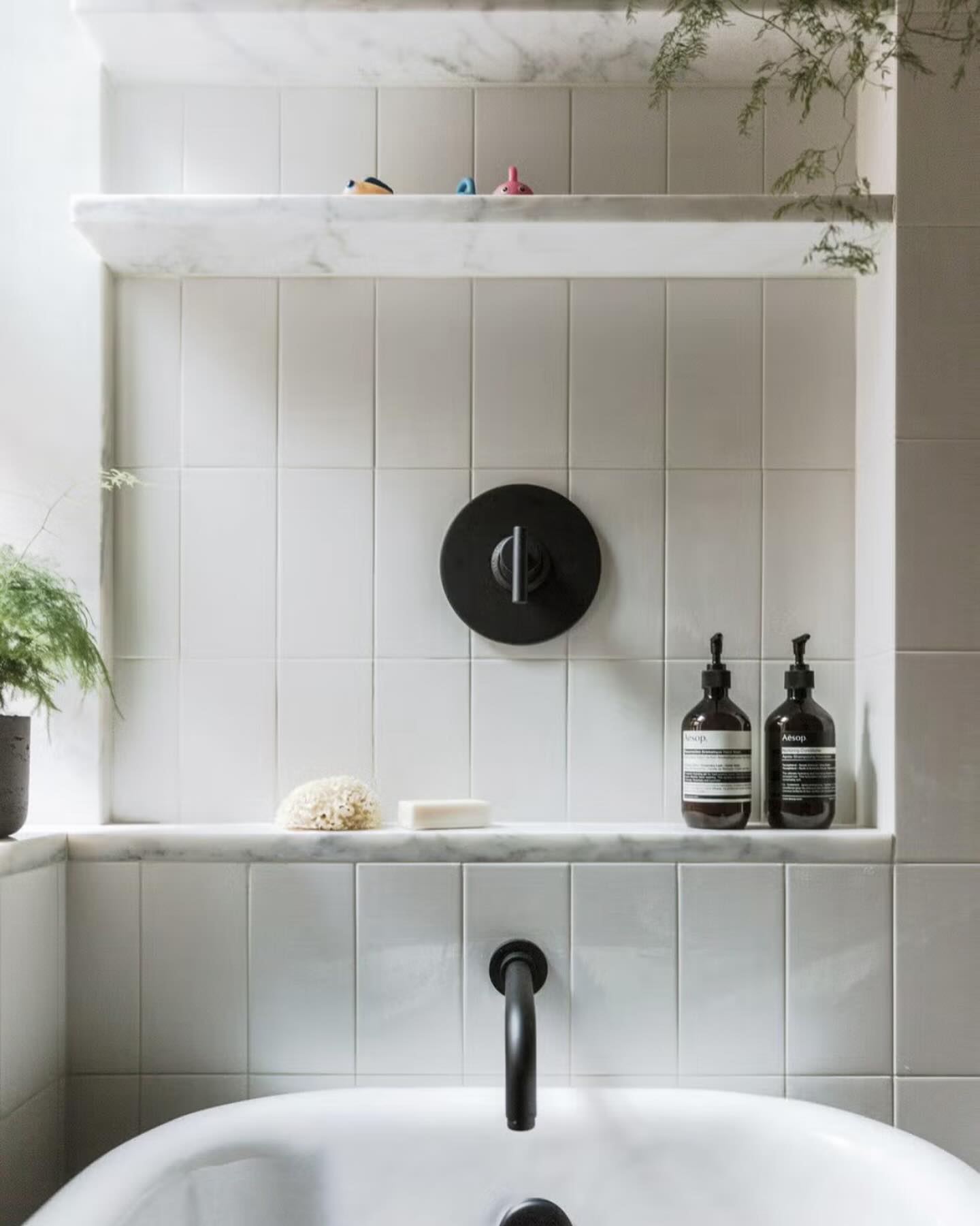 Bathrooms are the unsung sanctuaries of the home, where functionality meets elegance. The perfect shelving becomes more than just storage—it is the framework that transforms chaos into calm, weaving practicality with style to create a harmonious, organized retreat. #bathroom #bathroomdesign #bathroomremodel #design #interiordesign #parisontario #dundasont #cambridgeontario #ancaster_village #ancasterontario
