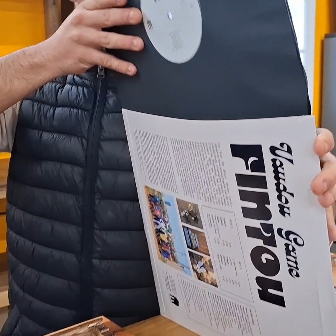 We're deeply honoured to have been entrusted with the pressing of Fintou, Vaudou Game's new opus. A 180g LP packaged in a beautiful flip-back cover. Thanks so much @hotcasarecords for bringing us this project.
@petersolofficial @vaudougameofficial