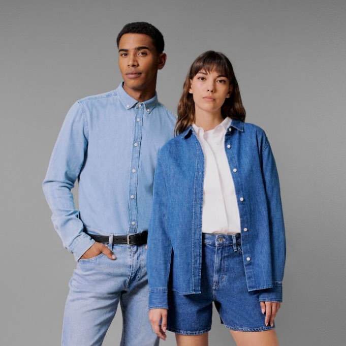 The new Denim Shirts are the perfect addition to any wardrobe whether you want casual style or workwear this versatile jacket can do both
.
.
#stanleystella #wearstanleystella #printing #spring #summer #screenprinters #embroidery #clothing #decorators #silkscreen #shirts #jacket #hoodies #denim