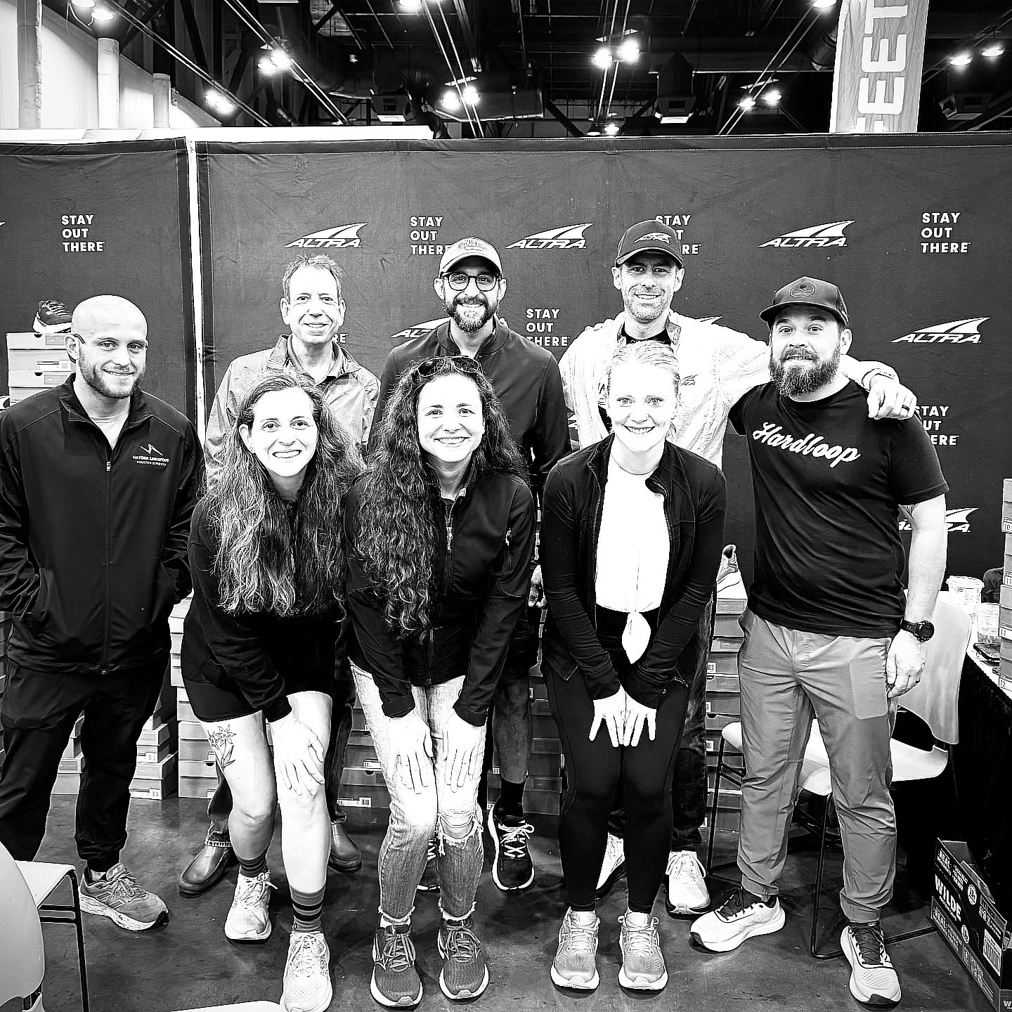Best of luck to the over 50 Hardlooper’s at the @chevronhoustonmarathon and half tomorrow!!!
The coaching team is proud of all the hard work put in and excited to see it pay off 👊
#HoustonMarathon #RunHOU #Hardloop #MarathonTraining