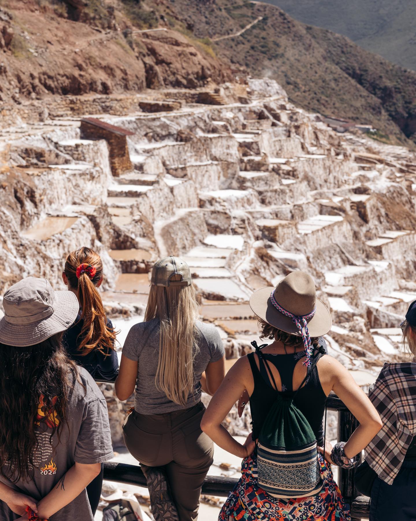 Okay, but how cool is Maras? 💎 Thousands of sparkling white pools cascading down the Sacred Valley, each one brimming with history. And while you can’t walk on them anymore (all about respect and sustainability!), you can watch the locals harvest salt by hand—just like the Incas did centuries ago. 🏔️
And yes, you can take this magic home with you! The salt from Maras isn’t just gorgeous—it’s packed with minerals and has a unique flavor that makes your food taste next level. 🌊✨
A perfect mix / souvenir of history, tradition, and a little something for your kitchen that will remind you of Peru everytime 🇵🇪❤️
#peru #maras #perutravel #locasonly #solotravel #southamericatravel #peruadventure #hikeadventures #incatrail