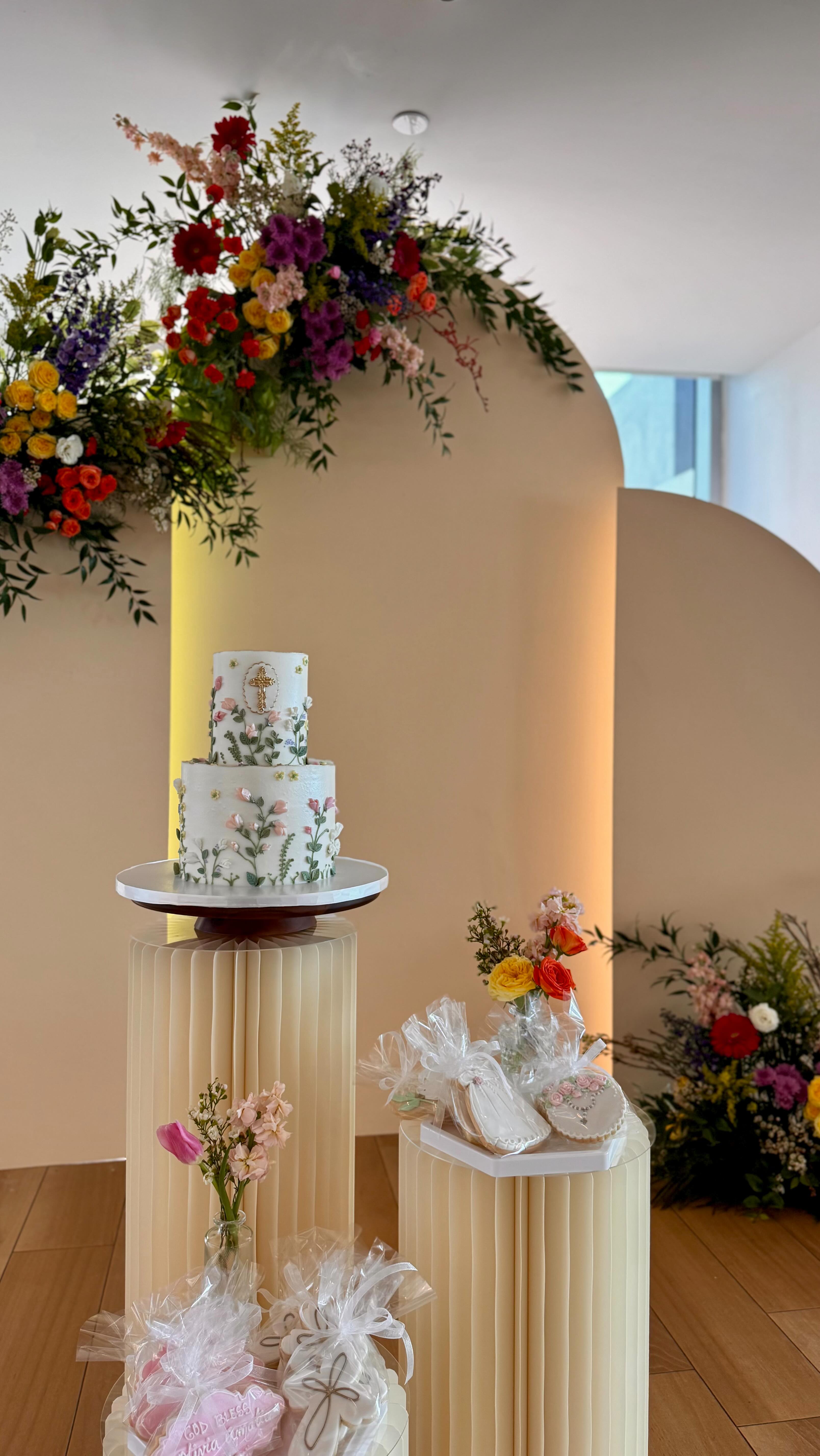 Come with us as we transform this place into a whimsical magic for baby O Baptism! ๐ท๐ฟ๐ชป