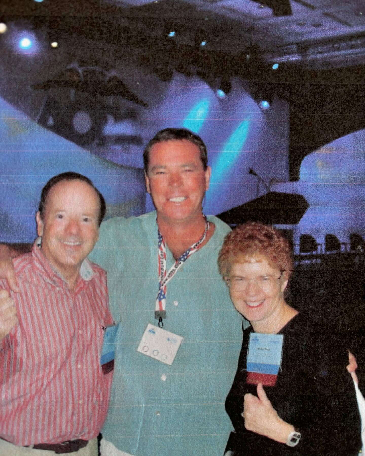 Throwing it way back! Jon the owner of Maui Aviators with John and Martha. If you don’t know who they are…. You better ask somebody! #oldiebutgoodie #explore #mauiaviators #4decadesofexperience #kingsschool #aviationworld