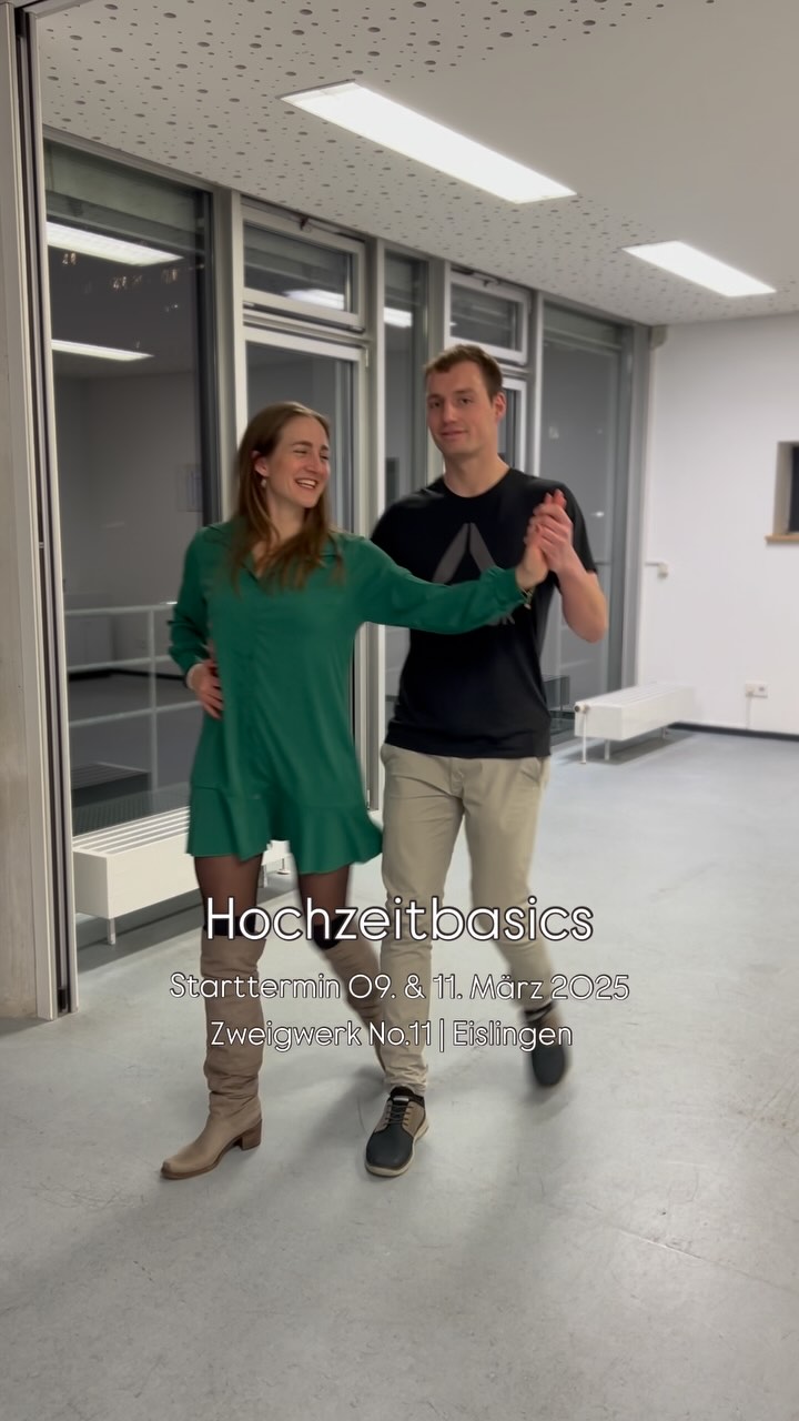 Hochzeitbasics ✨🤍
_________________________________________________
Ihr heiratet bald oder seid zu einer Hochzeit eingeladen? In meinem Hochzeitbasics Paartanzkurs in Eislingen lernt ihr alles, was ihr für diesen besonderen Anlass braucht!
In vier aufeinander folgenden Terminen zeige ich euch die wichtigsten Walzer-Figuren für den Eröffnungstanz und coole Discofox-Schritte für die Party danach.
Der Kurs beinhaltet die Grundschritte und Figuren für Langsamen Walzer, Wiener Walzer, Discofox und Blues. Keine Sorge, ihr braucht dafür keine Vorkenntnisse!
Meldet euch jetzt an und seid bestens vorbereitet für euren großen Tag oder die nächste Hochzeitsfeier!
#firstdance #eislingen #hochzeit #hochzeitstanz #paartanz #tanzen #wedding #discofox