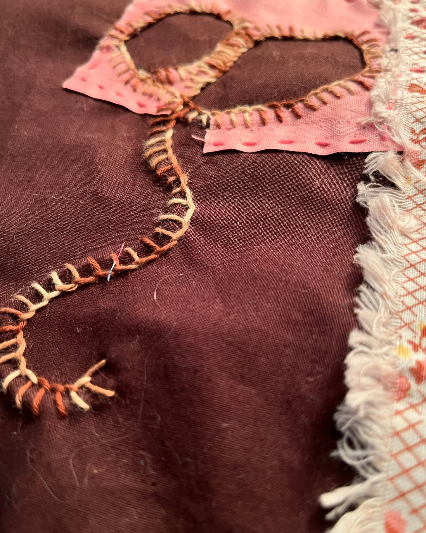 3-5:1 Already missed a couple days— oops— so this is days 3-5 of page 1– blanket stitch, variegated brown sashiko thread #100daystitchbookchallenge