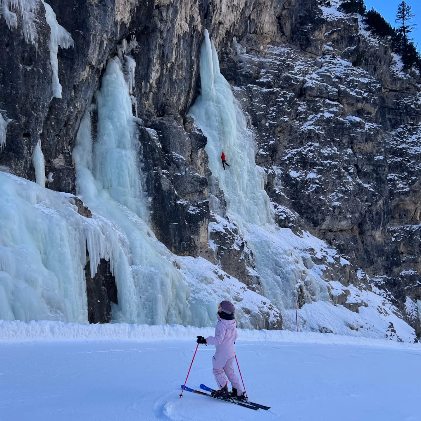 On piste or off piste, our Wowskitours are absolute BLINDERS. Fully guided and van supported daily itineraries in the glory of the UNESCO Dolomites, on hand ski instruction all day, 4* elegance of our hotels, gorgeous spa treatments, 5* food, gals making friends FOR LIFE. Laughter galore.
We don't do average, we do WoW.
Be part of something gloriously special
#wowskitours #wowsuntours #skischooldolomites #womenempowerment #solofemaletraveler