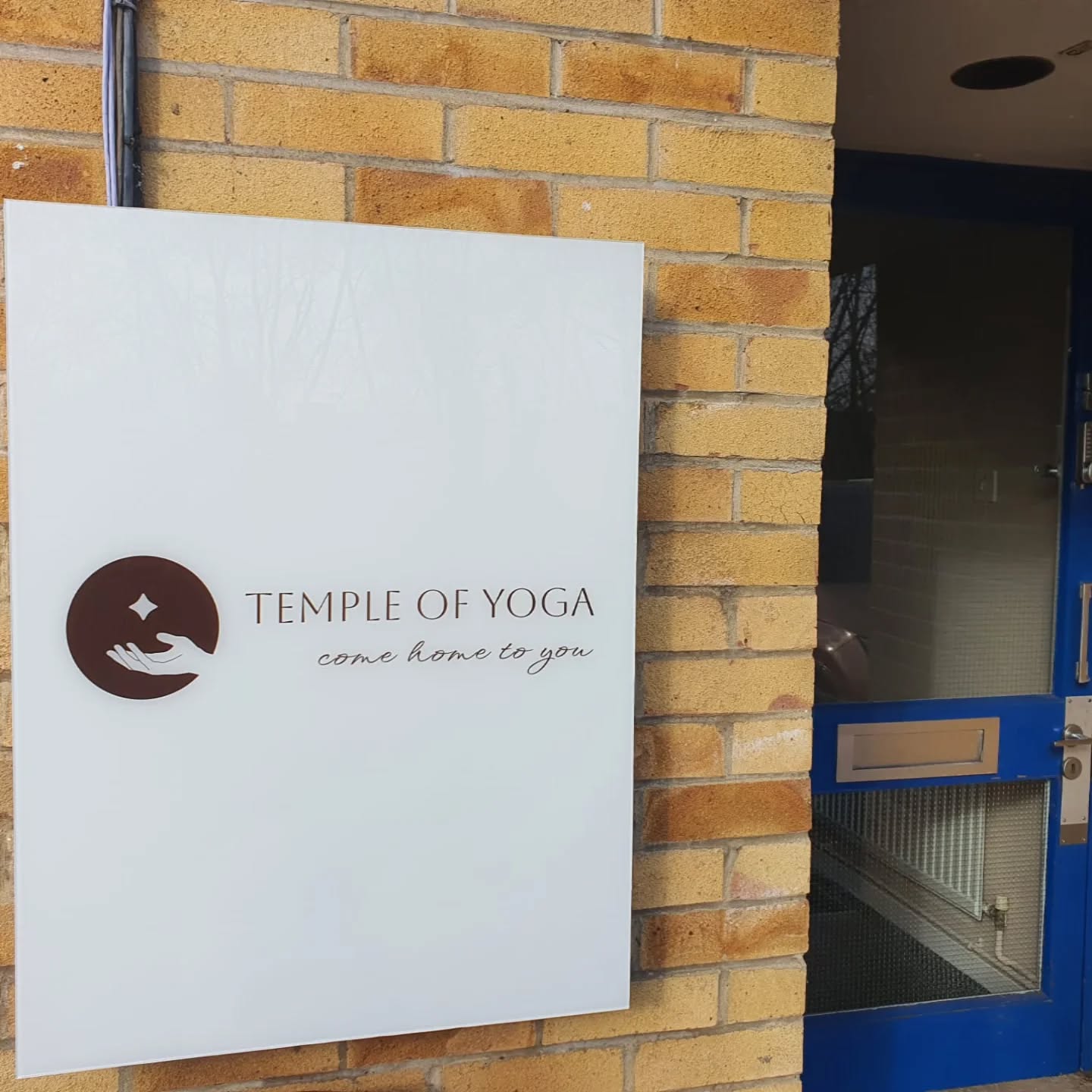 Finally, the sign is up (only took 4 months 🙈) #microbusiness #Banbury #yogabanbury #banburytown #BanburyCommunity #lateisbetterthannever