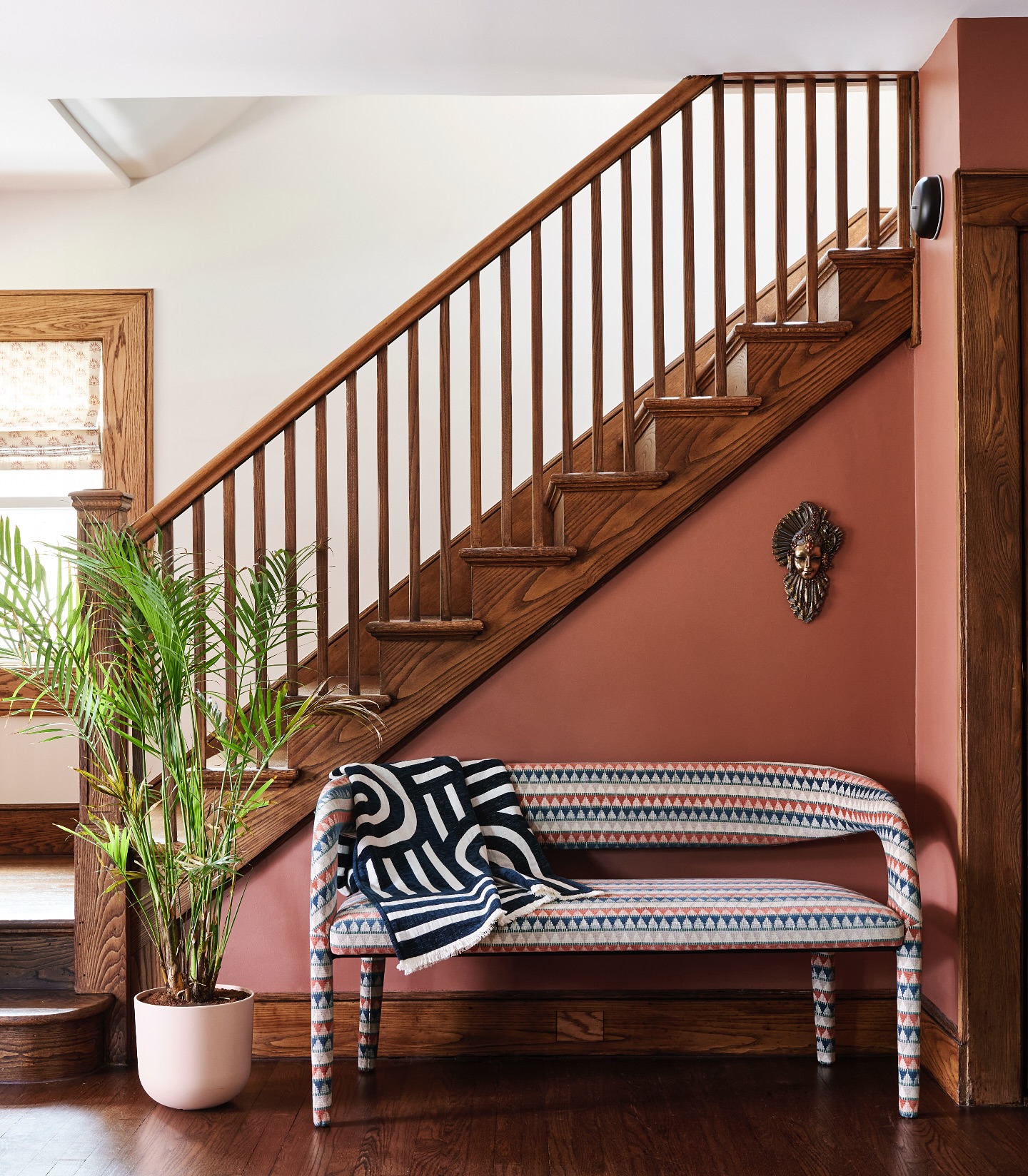 The goal for this weekend is to relish in quiet moments and do nothing but relax, drink multiple ginger beers, and possibly start a new puzzle.
Designer: Yours Truly
Stylist: @kiyanapanton
Photographer: @sans.murs