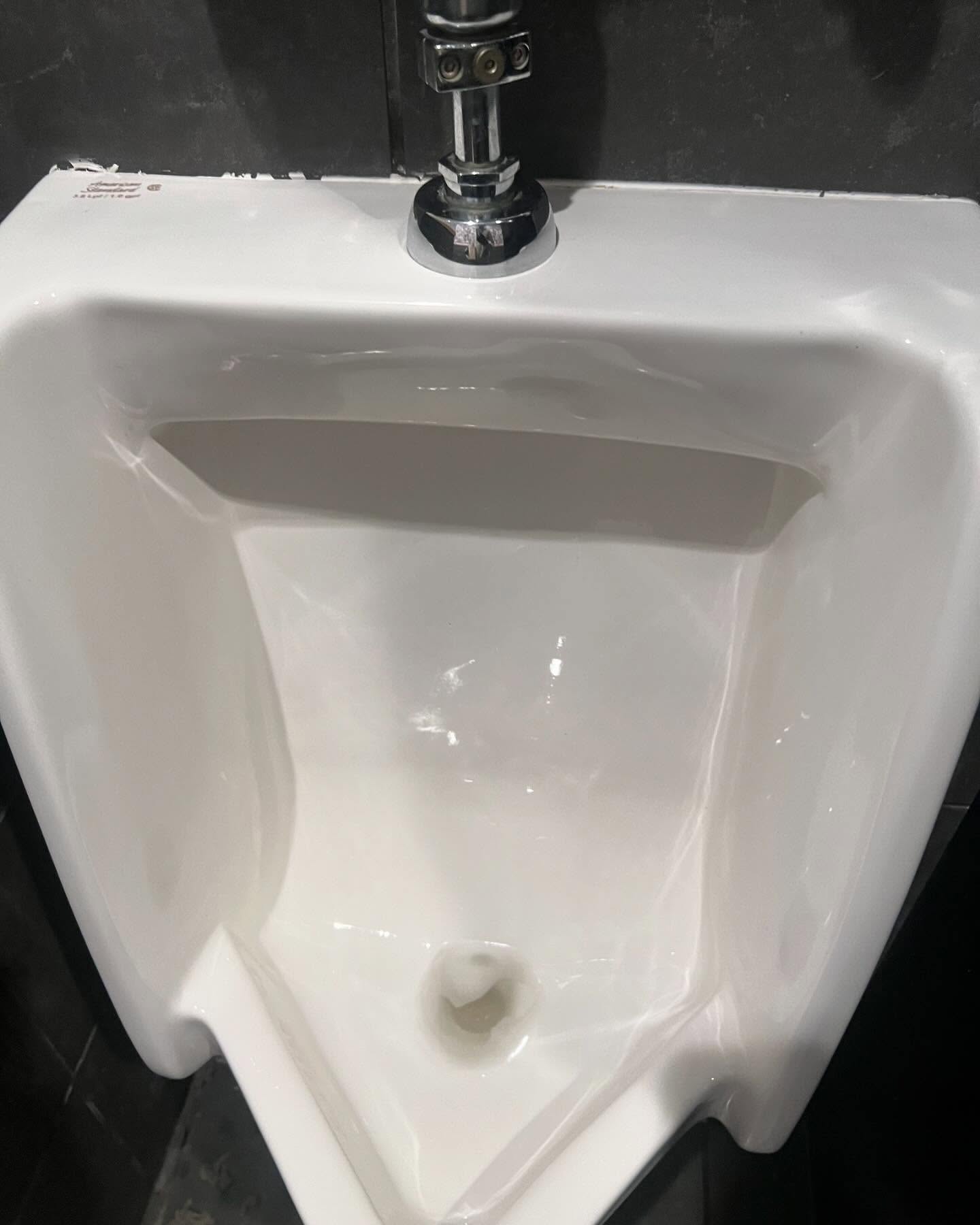 Pay attention to details! It’s always a working checklist, these are easier misses than you’d think! #dusting #urinals #highdusting #ventcleaning #detailing #sanitize #disinfect #commercialinspections