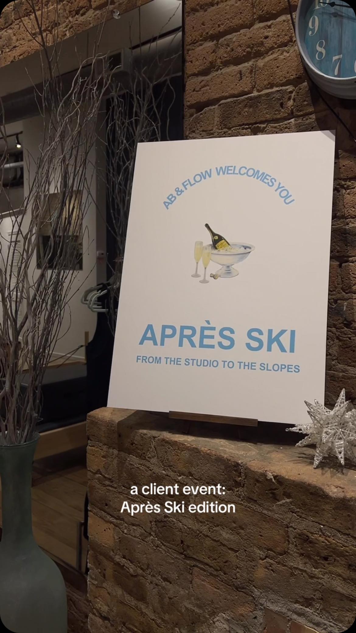 A client event from this past weekend: From the Studio to the Slopes ❄️🩶 #popup #winterevent #socialmediamanager #socialmediamarketing #marketingagency