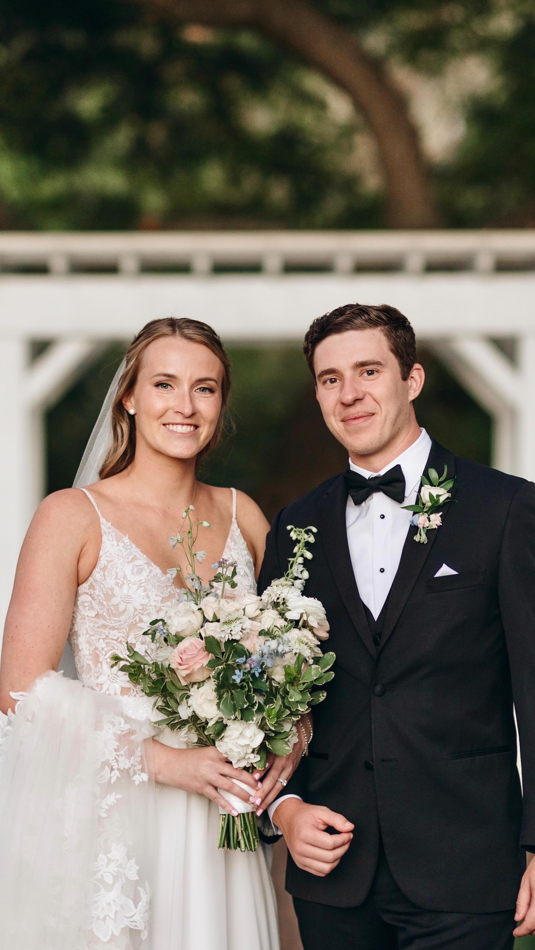 Dreamy wedding memories framed up to cherish for a lifetime! 🌸☁️🦋🍃🕊️
I just love how this came together. I was originally concerned the Bouquet layout would be overwhelmed by the larger 24 x 30 inch frame but after chatting with the groom they chose to stick with that design and I’m so glad they did! The larger size makes such a statement and highlights all the gorgeous elements from their arrangement.
Wood Framed Wall Hanging
Size / 16 x 20 Inch
Frame / Natural
Layout / Bouquet
Cover photo and bouquet photo by @sheilamraz.photography
#floralpreservation #bouquetpreservation #ncwedding #pressedflowers #customart