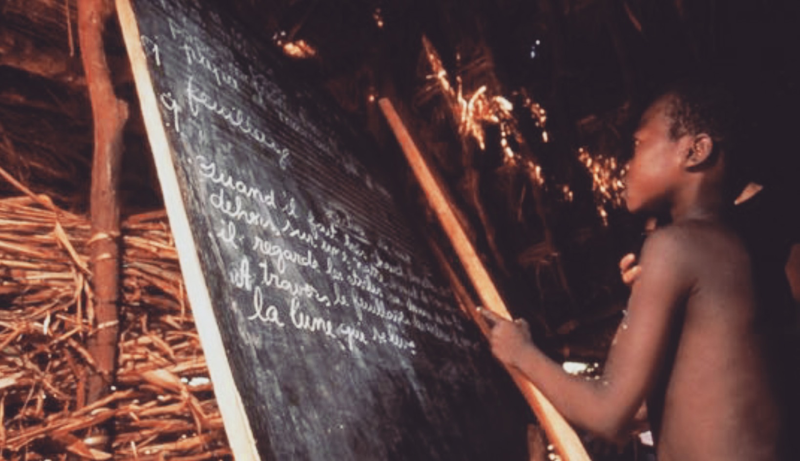 Éducation chrétienne en Afrique
Alors que la population africaine va doubler d’ici 2050, de nombreuses écoles chrétiennes sont créées. De nouveaux horizons s’ouvrent dans le domaine de l’éducation, libérant le continent de certains héritages coloniaux et précoloniaux douteux.
JEM, par la Faculté d’éducation de l’Université des Nations, développe des outils qui accompagnent ce mouvement car ceux qui préparent aujourd’hui le filet d’écoles de demain détermineront ce que sera l’Afrique d’après-demain. À suivre sur: https://www.jeunesse-en-mission.ch/fr/blog
Christian education in Africa
With Africa's population set to double by 2050, many Christian schools are being set up. New horizons are opening up in the field of education, freeing the continent from certain dubious colonial and pre-colonial legacies.
YWAM, through the Faculty of Education at the University of the Nations, is developing tools to accompany this movement, because those who prepare today the net of schools of tomorrow will determine what the Africa of the day after tomorrow will be. To be continued on: https://www.jeunesse-en-mission.ch/blog