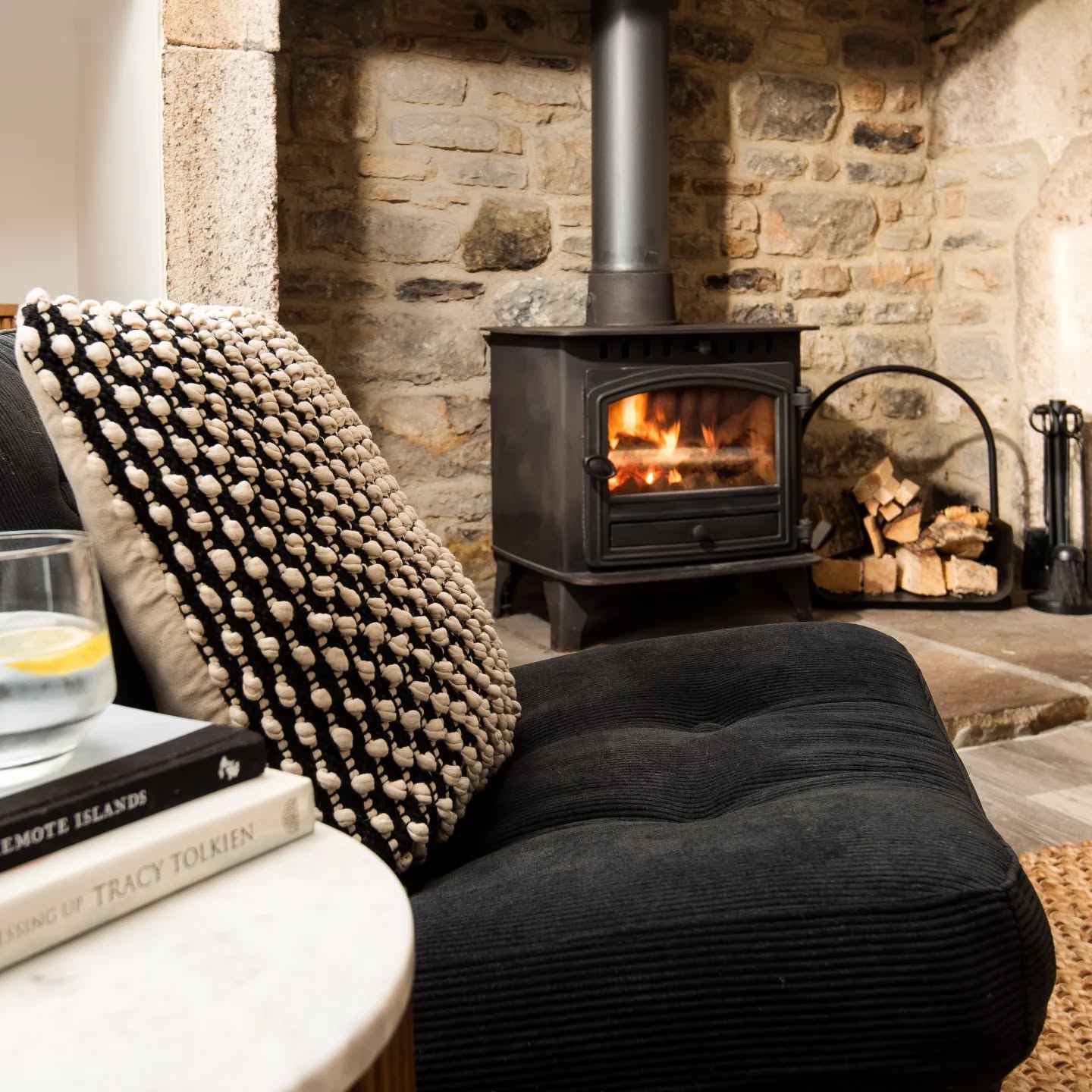 Nothing better than curling up on a swivel chair in front of the log burner on a chilly winters day ❄️🔥
#holidaylet #holidaycottage #logburner #northpenninesaonb #northumberland #visitnorthumberland #countydurham #neengland