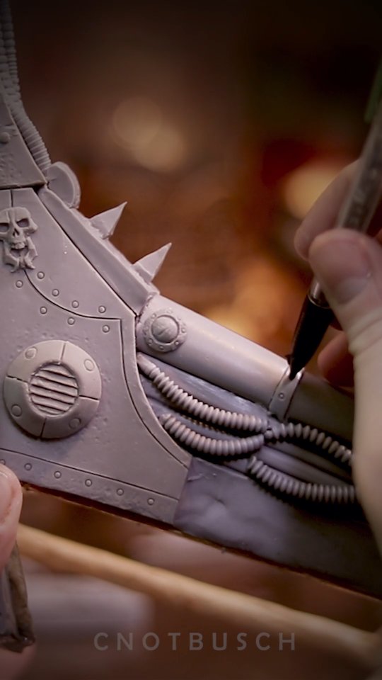 Hey, Happy Monday! I'm back to working on the @LogitechG project, creating two headphone stands for their new wireless headset, the ASTRO A50 X. Both stands are inspired by the game Warhammer 40,000: Space Marine 2 @focus_entmt. This week, I’m focusing on the Space Marine-themed one, while the other one I’ve already finished has a Tyranid theme.
Join me live: TWITCH.TV/CNOTBUSCH
Materials I’m using:
Cosclay, Medium Firm
Cosclay C2 Clearbond
@cosclayusa
#spacemarine2 #sculpture #handmade #clayart #polymerclay #logitechgpartner