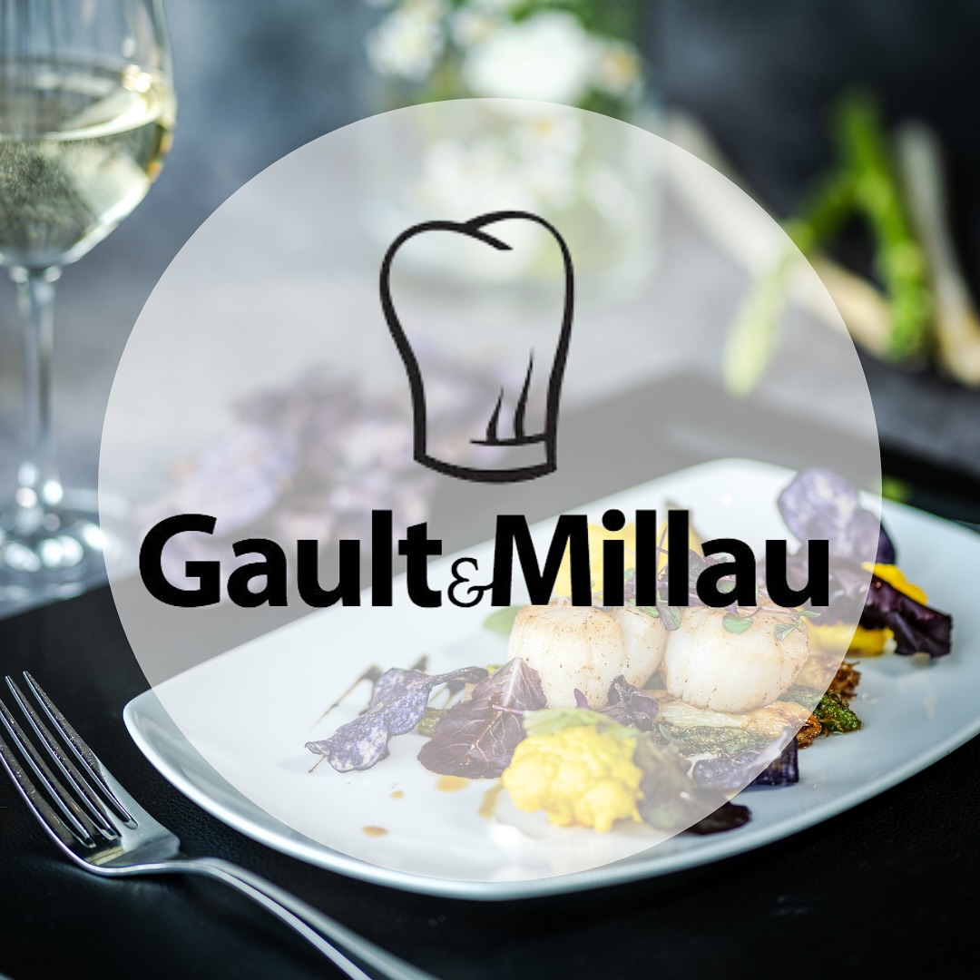 Wir fühlen uns geehrt, auch in diesem Jahr vom renommierten @gaultmillau_deutschland zu einem der besten Restaurants Deutschlands und sogar einem der drei besten im Land Bremen ausgezeichnet worden zu sein.
Nach der Auszeichnung durch Falstaff und Gusto eine weitere Anerkennung unserer Leistung und ein toller Erfolg für unser gesamtes Küchen- und Serviceteam.
#pier6 #restaurant #gaultetmillau #auszeichnung