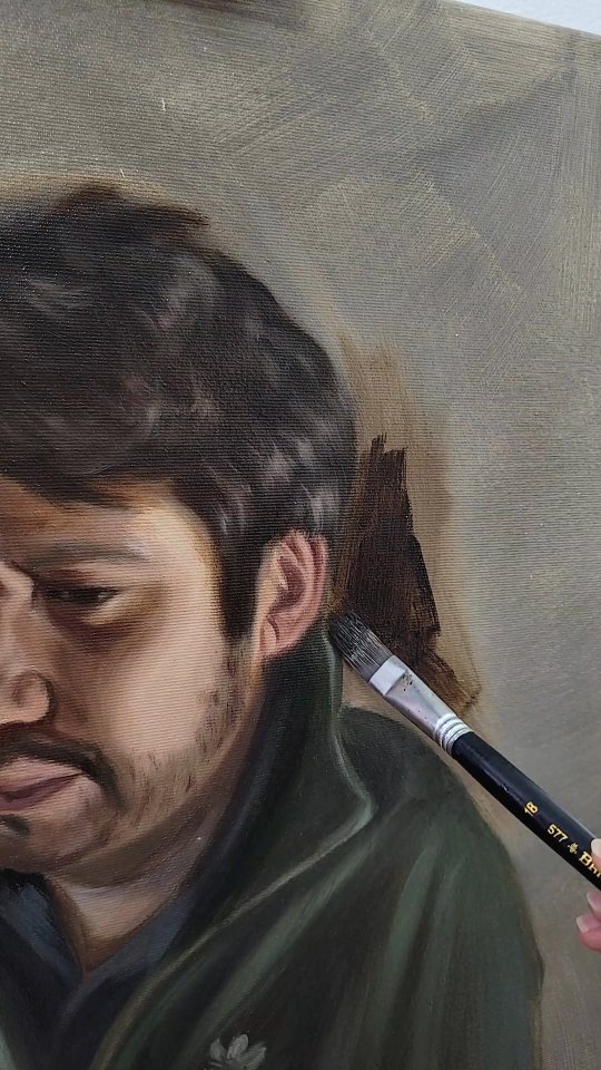 First finished portrait painting of this year.
****
New to my page?
Welcome! ✨️
I’m Sarah, a portrait artist devoted to the beauty of classical art. I create custom, hand-painted portraits that add a timeless elegance to any space. If you’re looking to bring a unique, personal touch to your home, contact me to order your own painting.