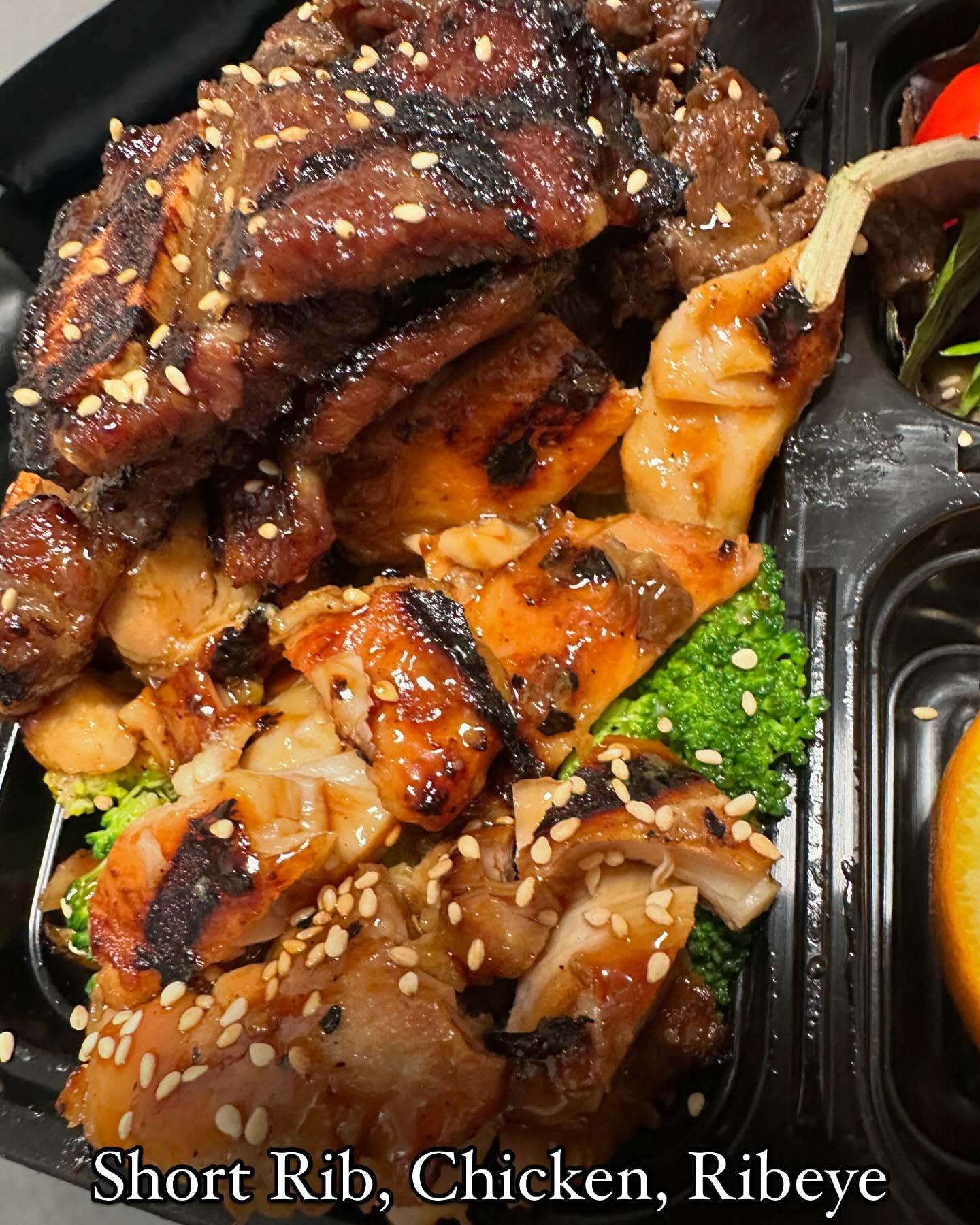 Bento Box E. - Extra Grilled, no rice sub veggies, add garlic butter to veggies. Fire!! 🔥 No Carb Meal!