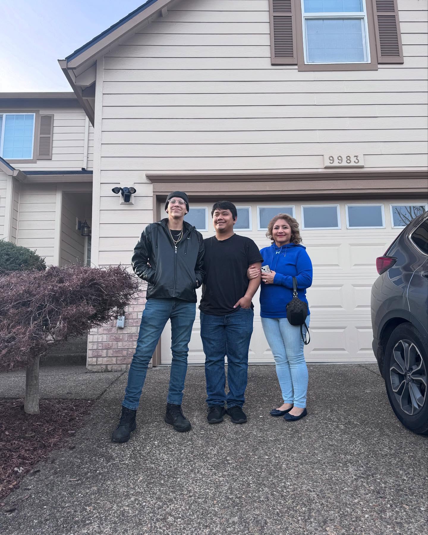 Congratulations to Yeni and Randy on your beautiful new home in Happy Valley! 🏡🎉 Wishing you joy and amazing memories ahead! 🥂✨