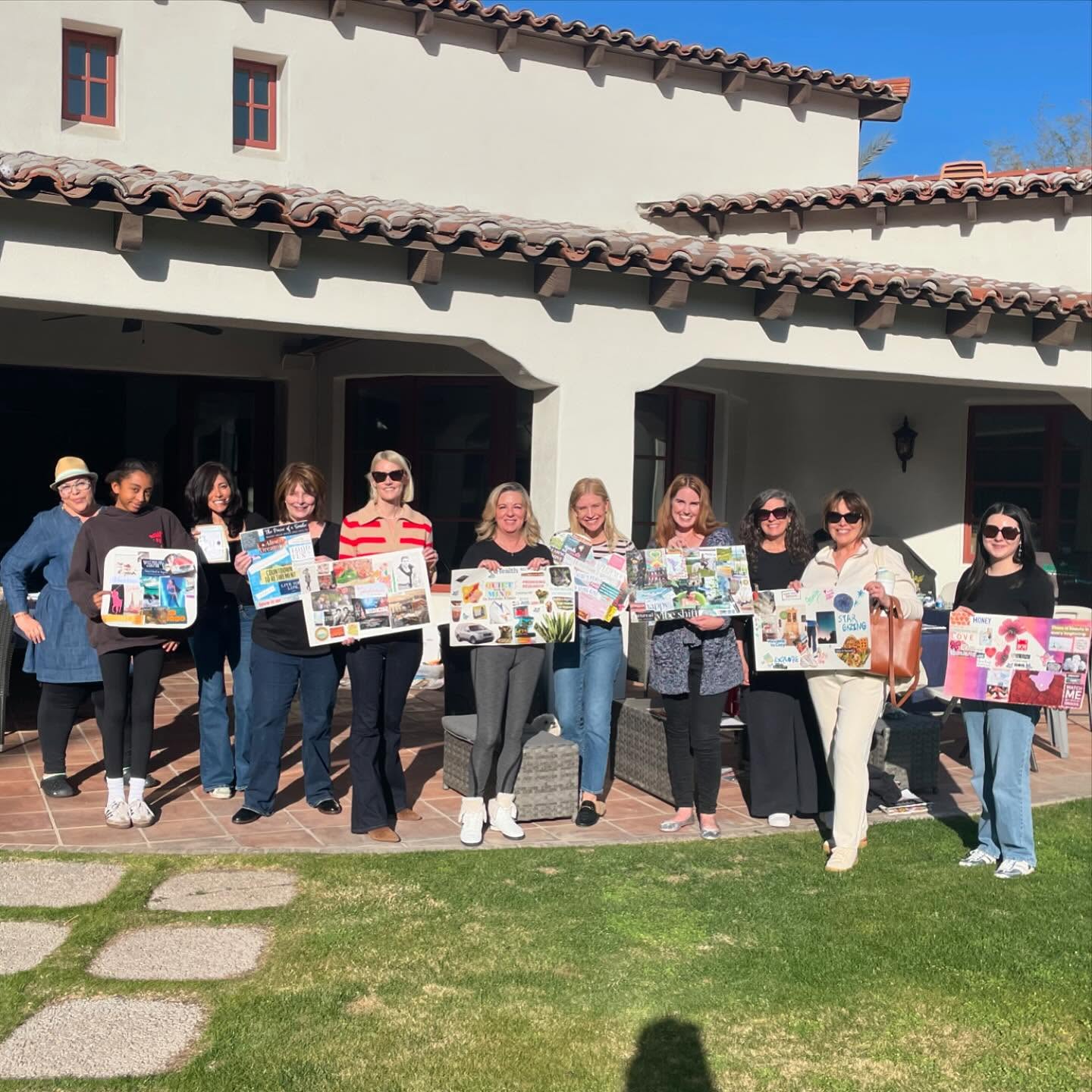 Thanks you so much to all who attended our vision board event and learned about projecting dreams, goals, and aspirations on paper ✨📝💕